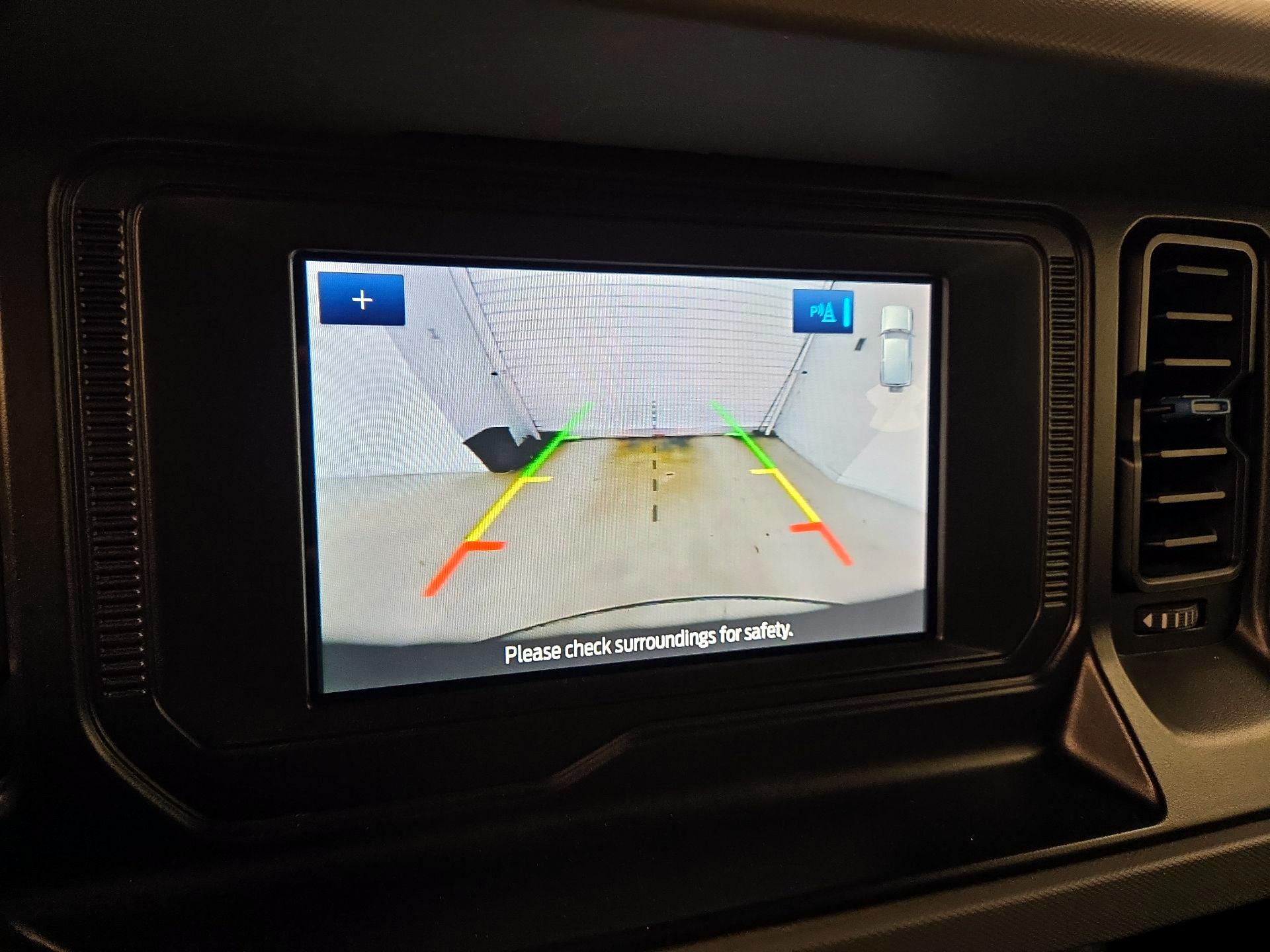 Thumbnail: 2022 Ford Bronco - 15