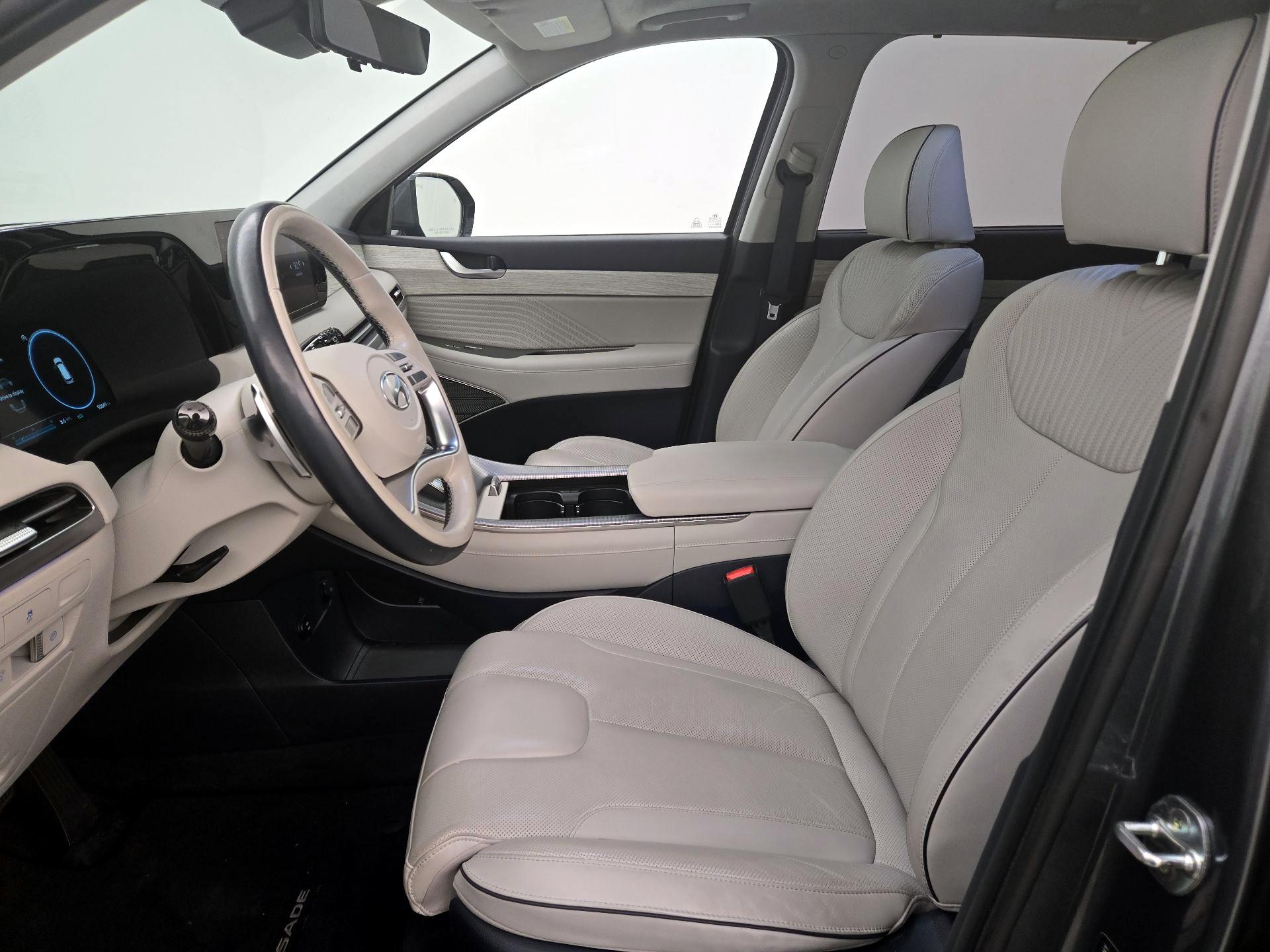 Thumbnail: 2023 Hyundai Palisade - 11