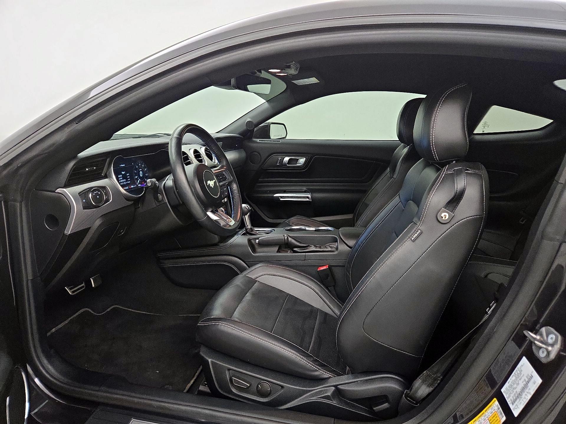 Thumbnail: 2022 Ford Mustang - 11