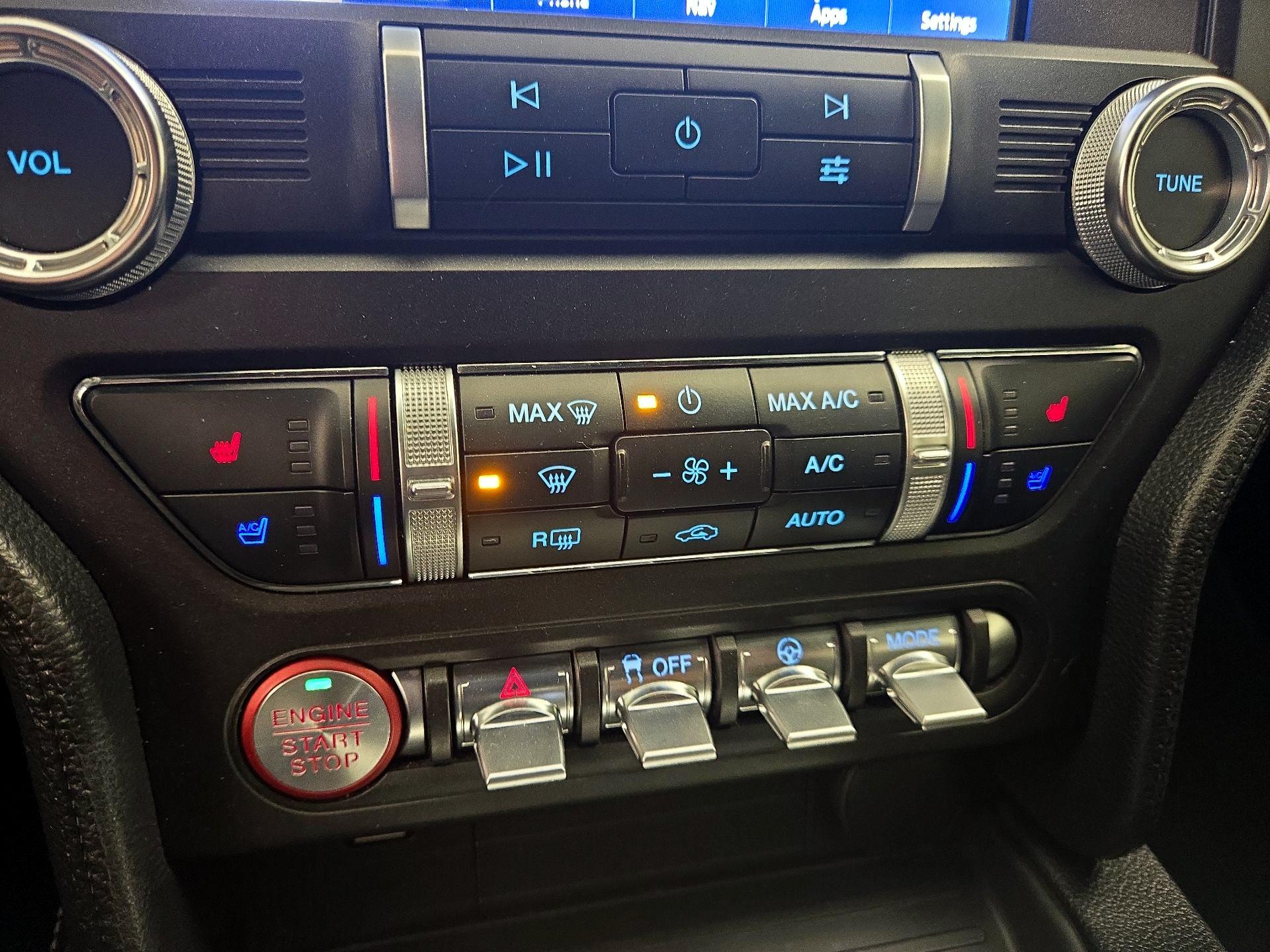 Thumbnail: 2022 Ford Mustang - 17