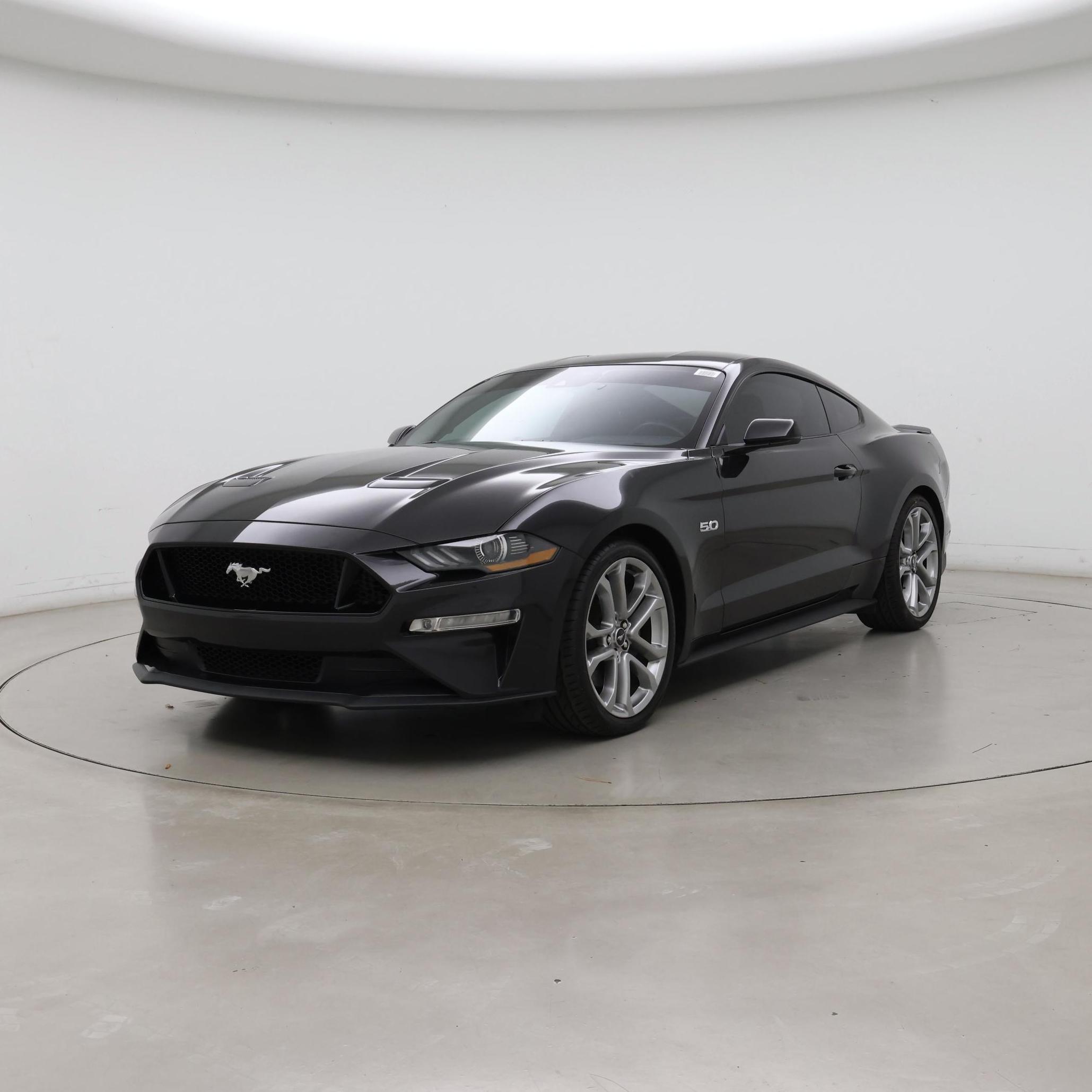 Thumbnail: 2022 Ford Mustang - 4