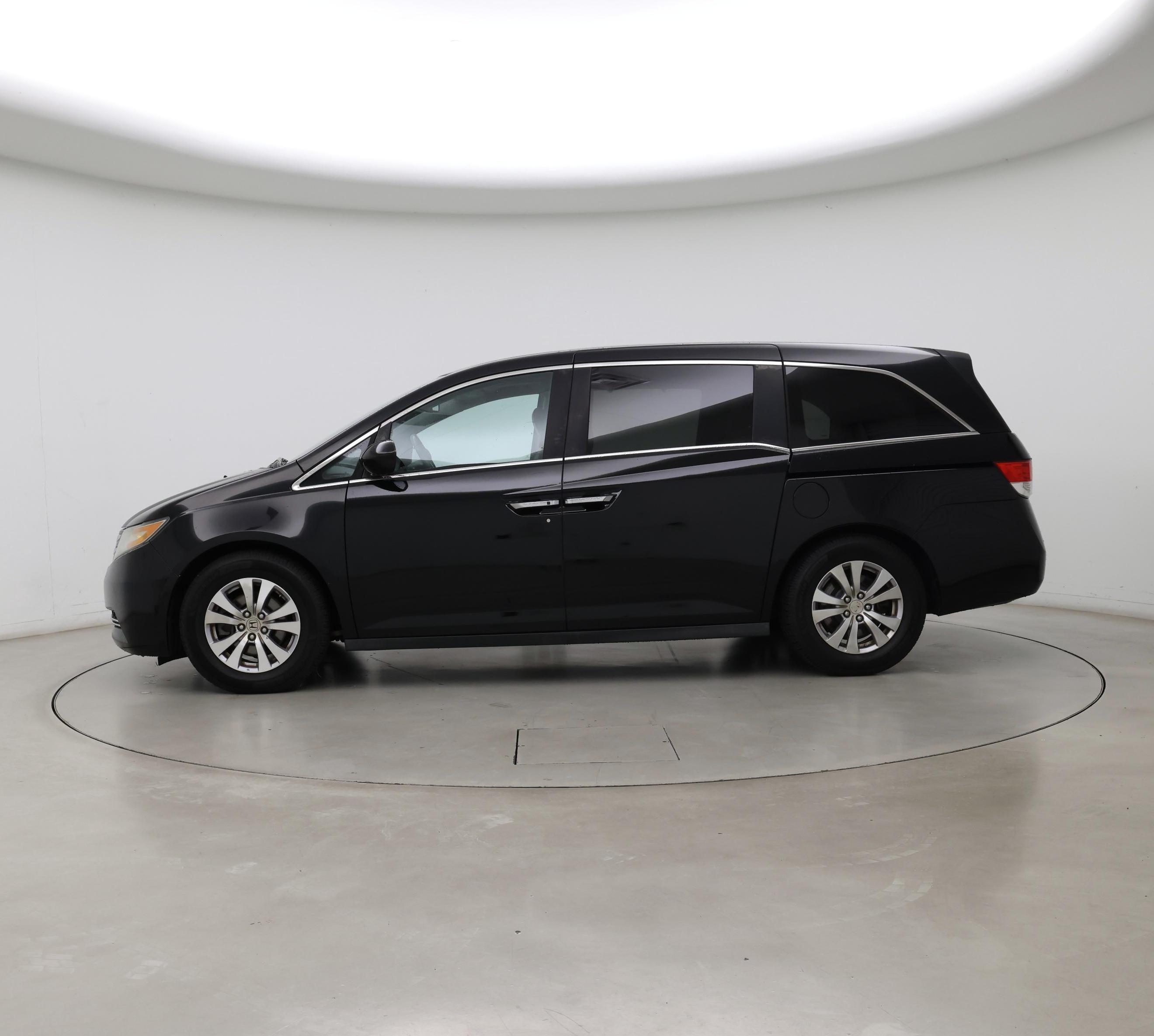 Thumbnail: 2015 Honda Odyssey - 3