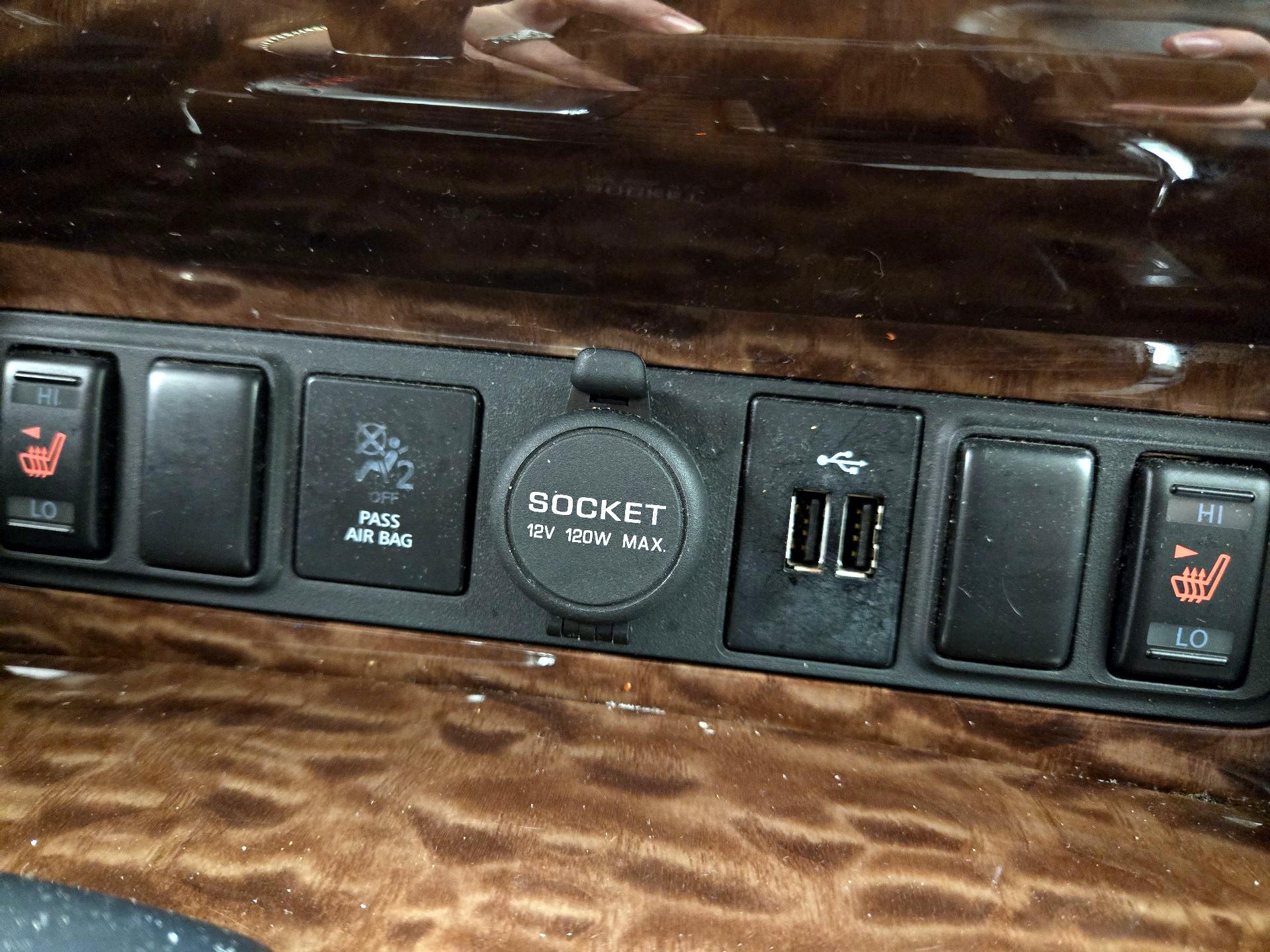 Thumbnail: 2020 Nissan Armada - 19