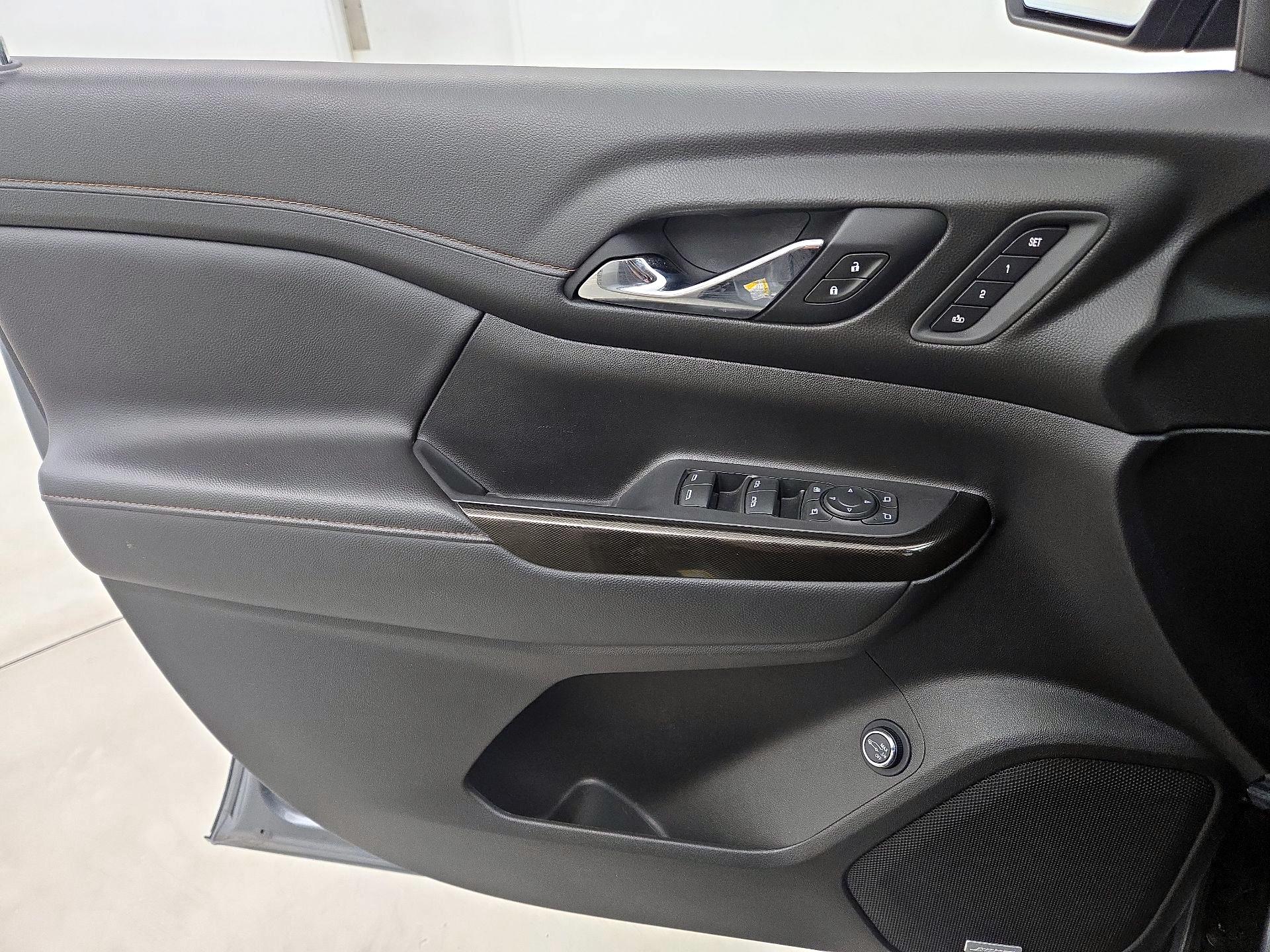 Thumbnail: 2021 GMC Acadia - 12