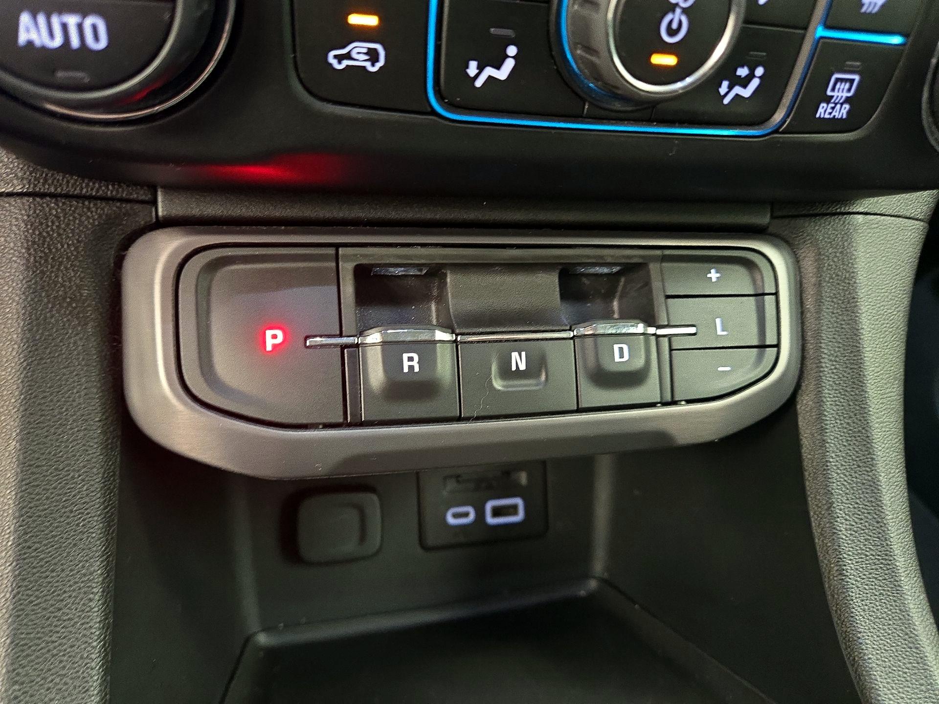 Thumbnail: 2021 GMC Acadia - 18