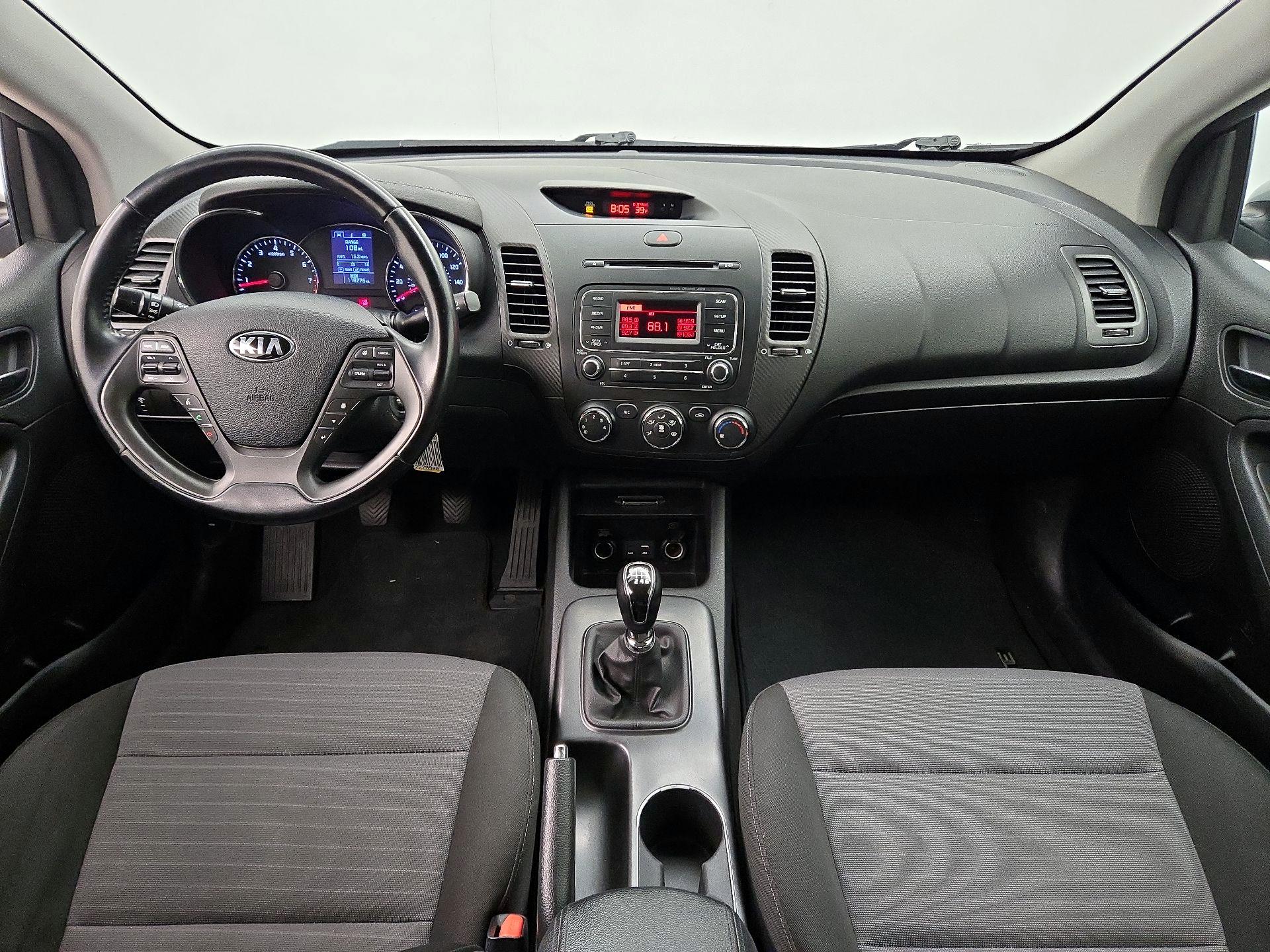 Thumbnail: 2015 Kia Forte - 9