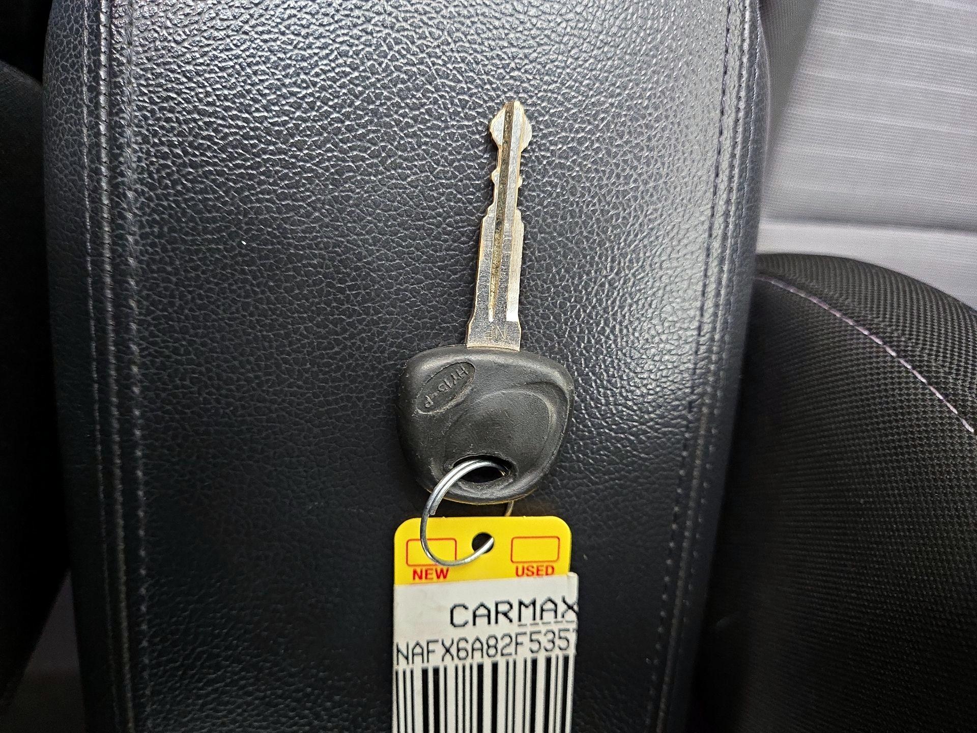 Thumbnail: 2015 Kia Forte - 20