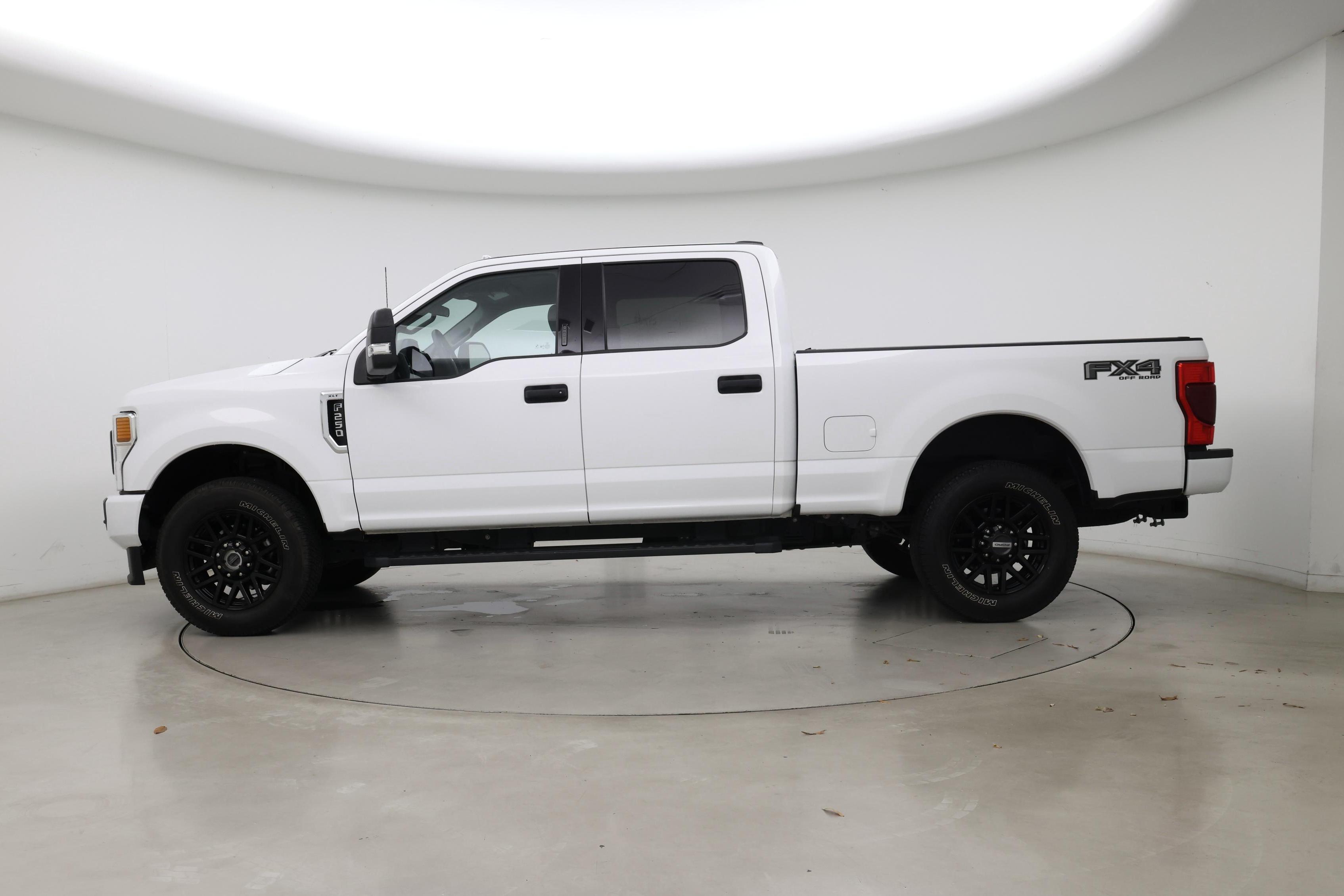 Thumbnail: 2022 Ford F-250 - 3