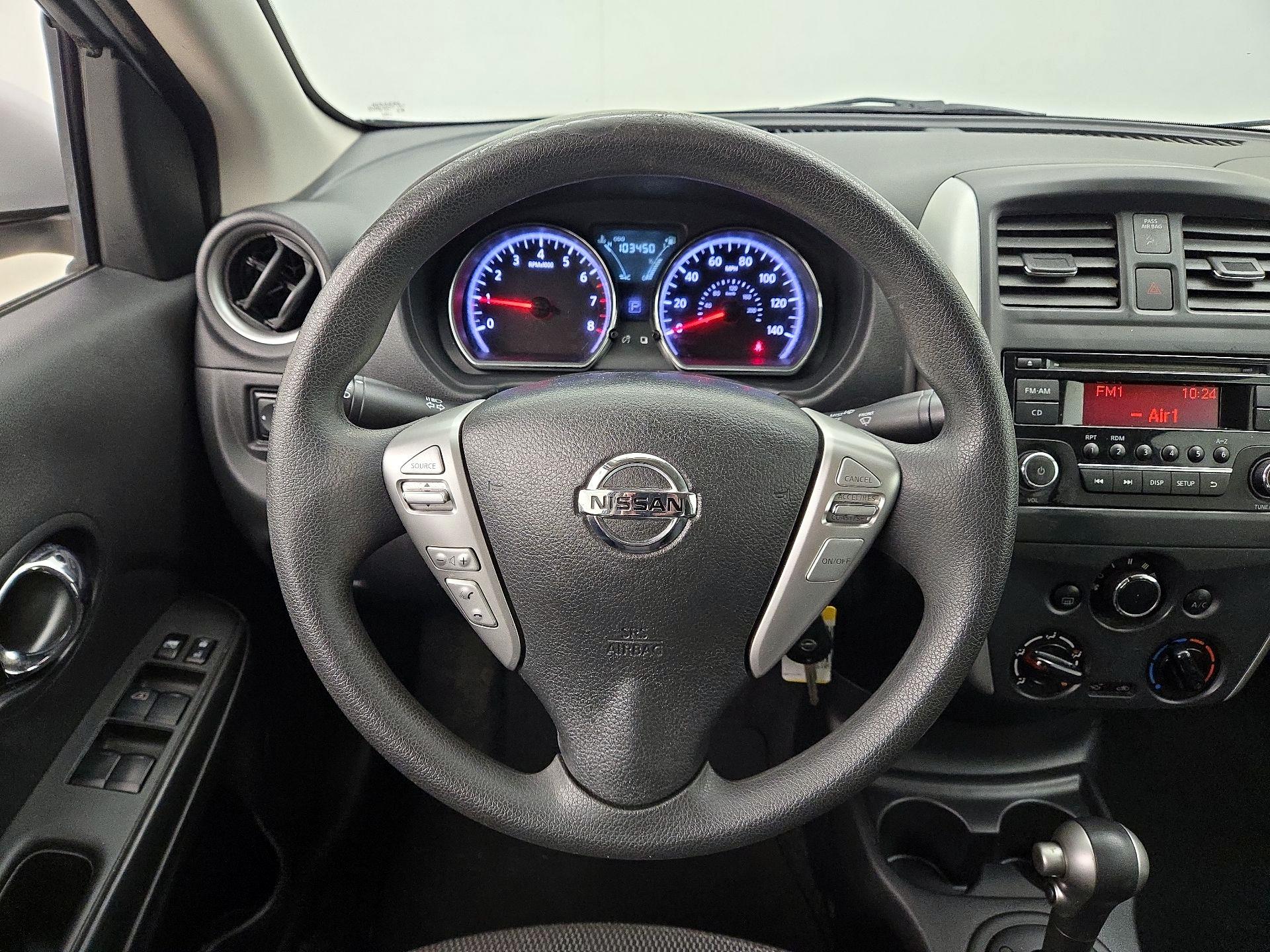 Thumbnail: 2015 Nissan Versa - 10