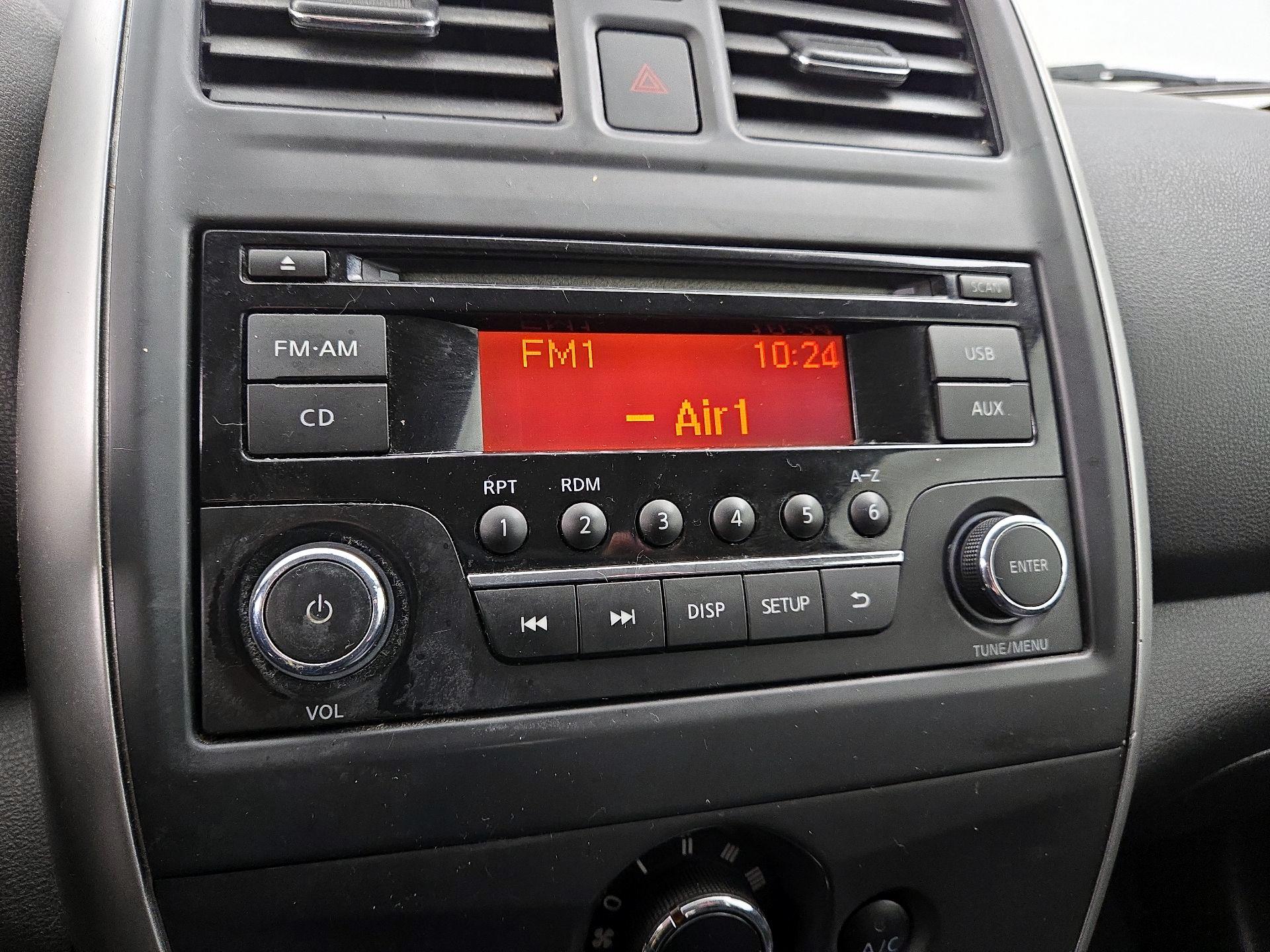 Thumbnail: 2015 Nissan Versa - 14