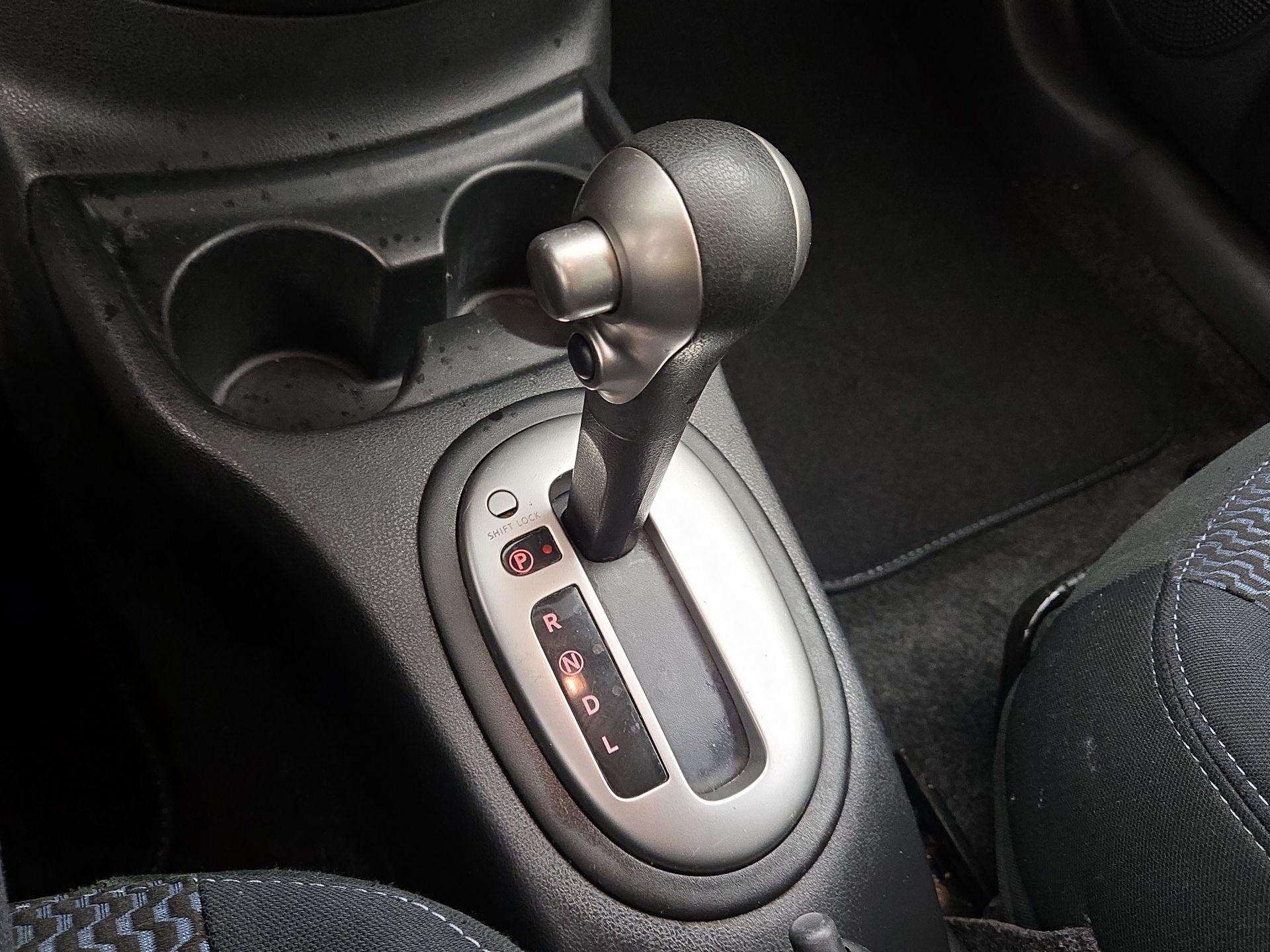 Thumbnail: 2016 Nissan Versa Note - 17