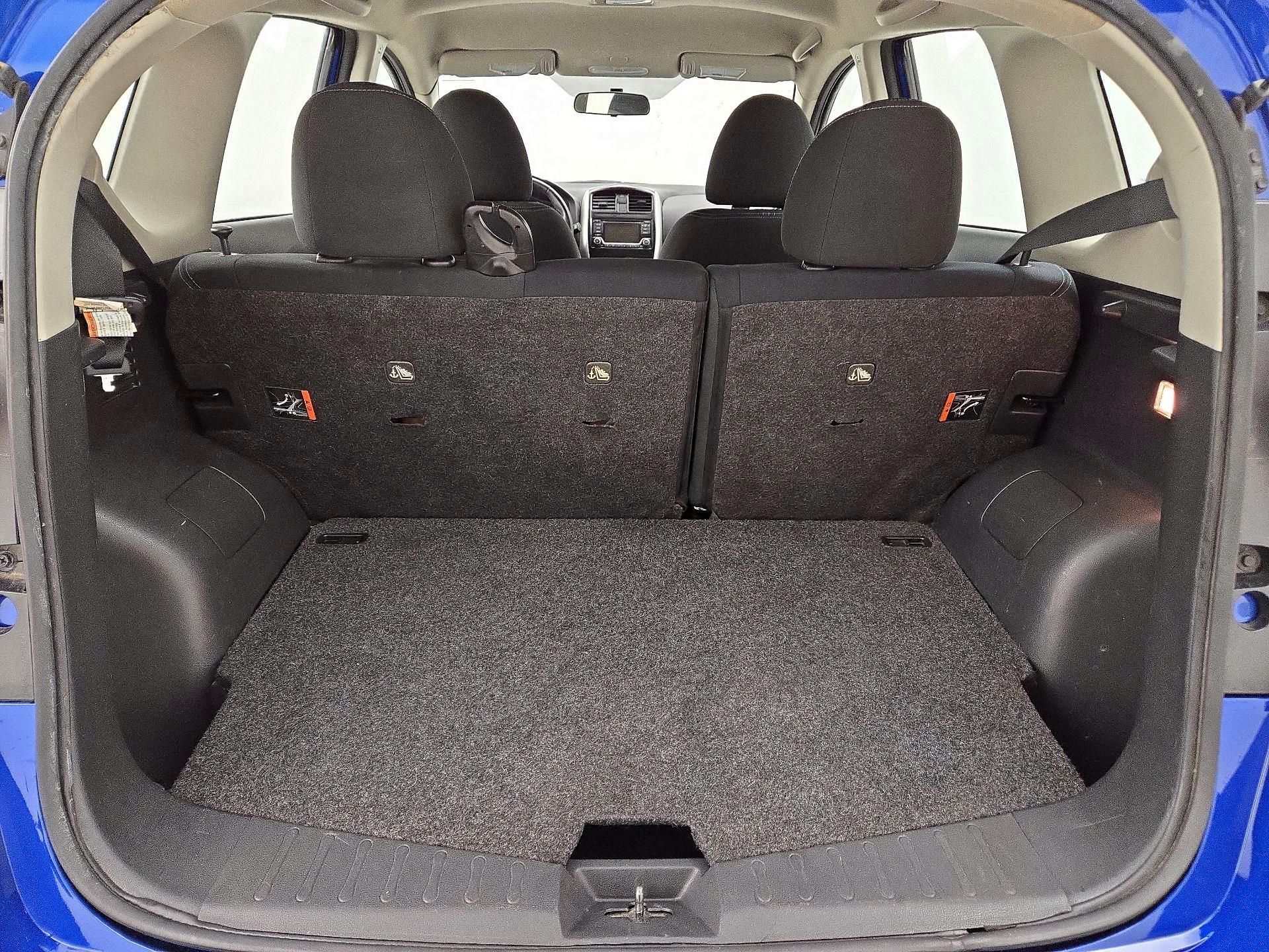 Thumbnail: 2016 Nissan Versa Note - 20