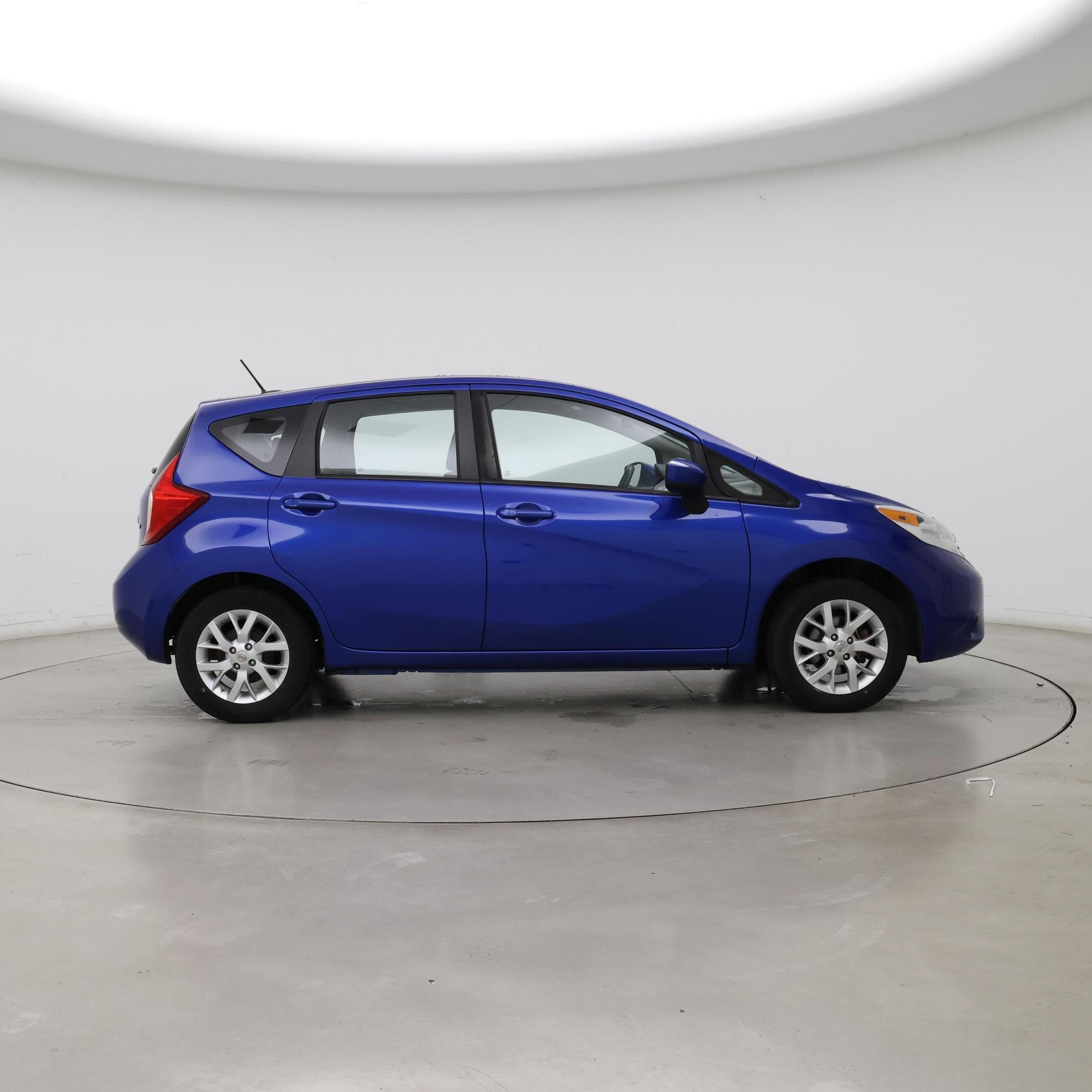 Thumbnail: 2016 Nissan Versa Note - 7