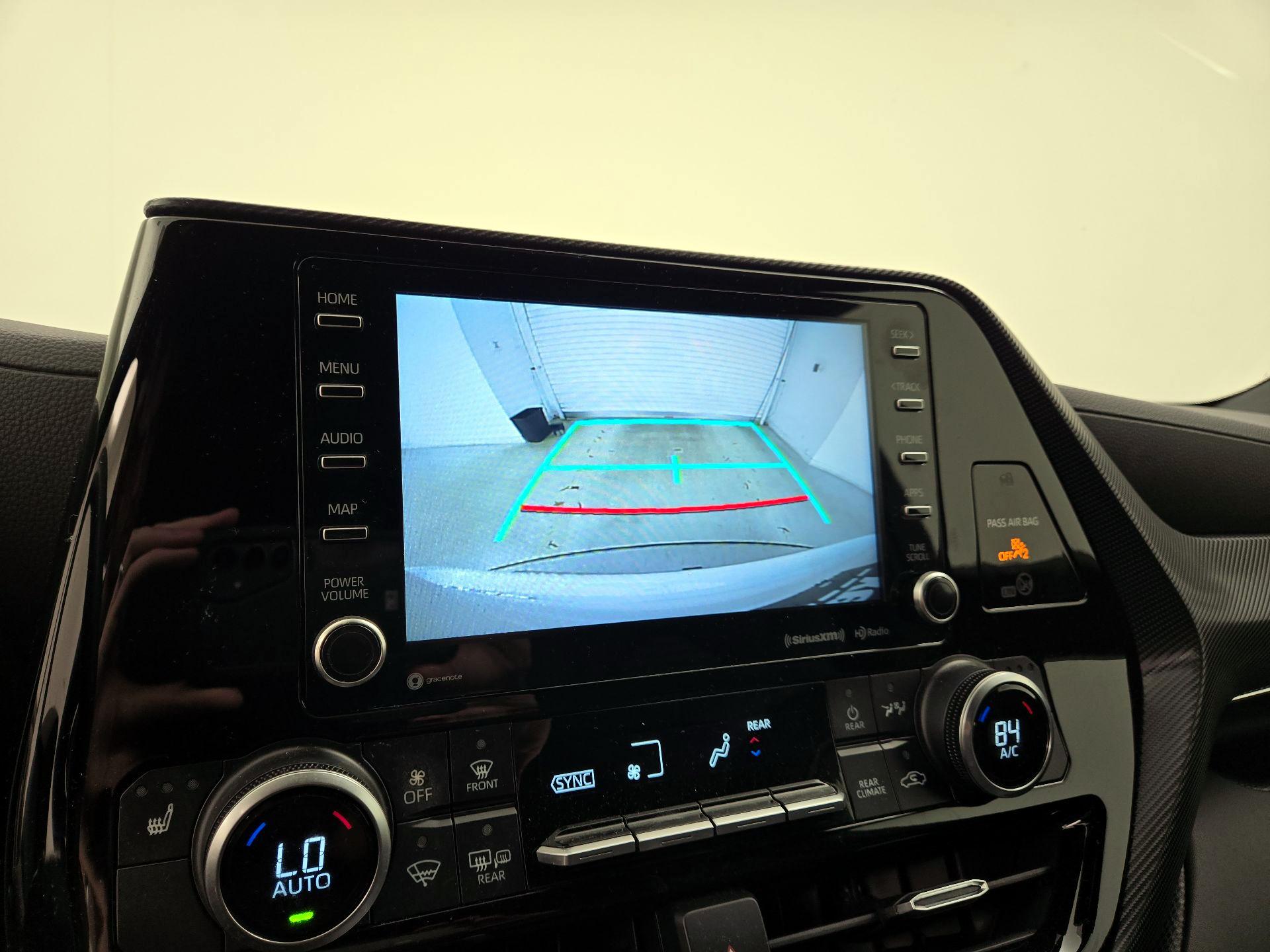 Thumbnail: 2021 Toyota Highlander - 14