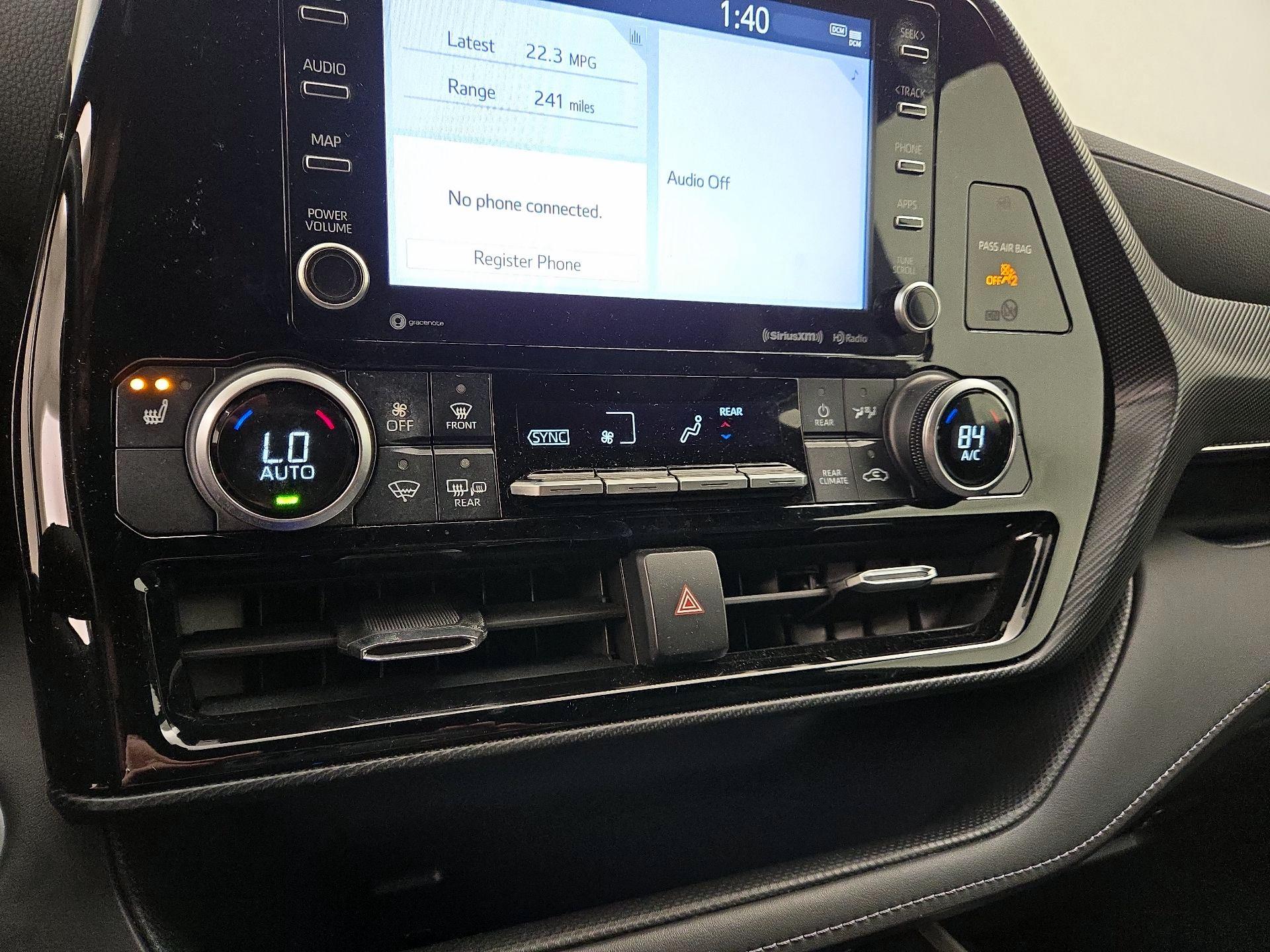 Thumbnail: 2021 Toyota Highlander - 16