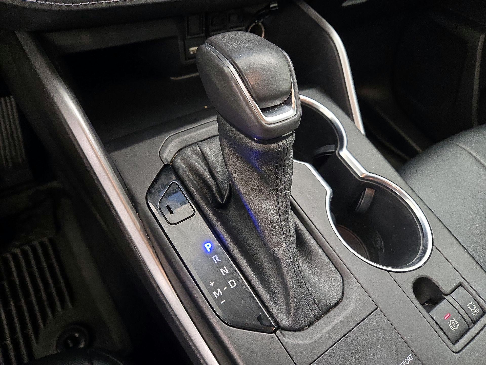 Thumbnail: 2021 Toyota Highlander - 17