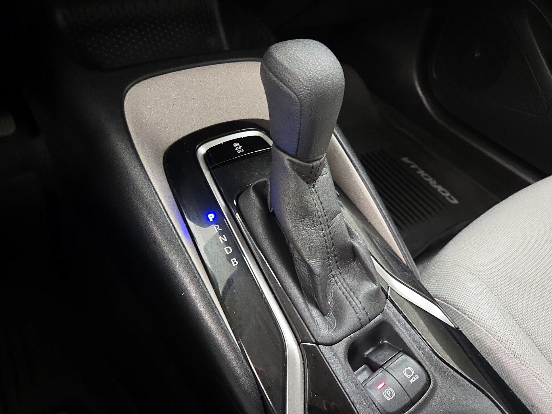 Thumbnail: 2021 Toyota Corolla - 17