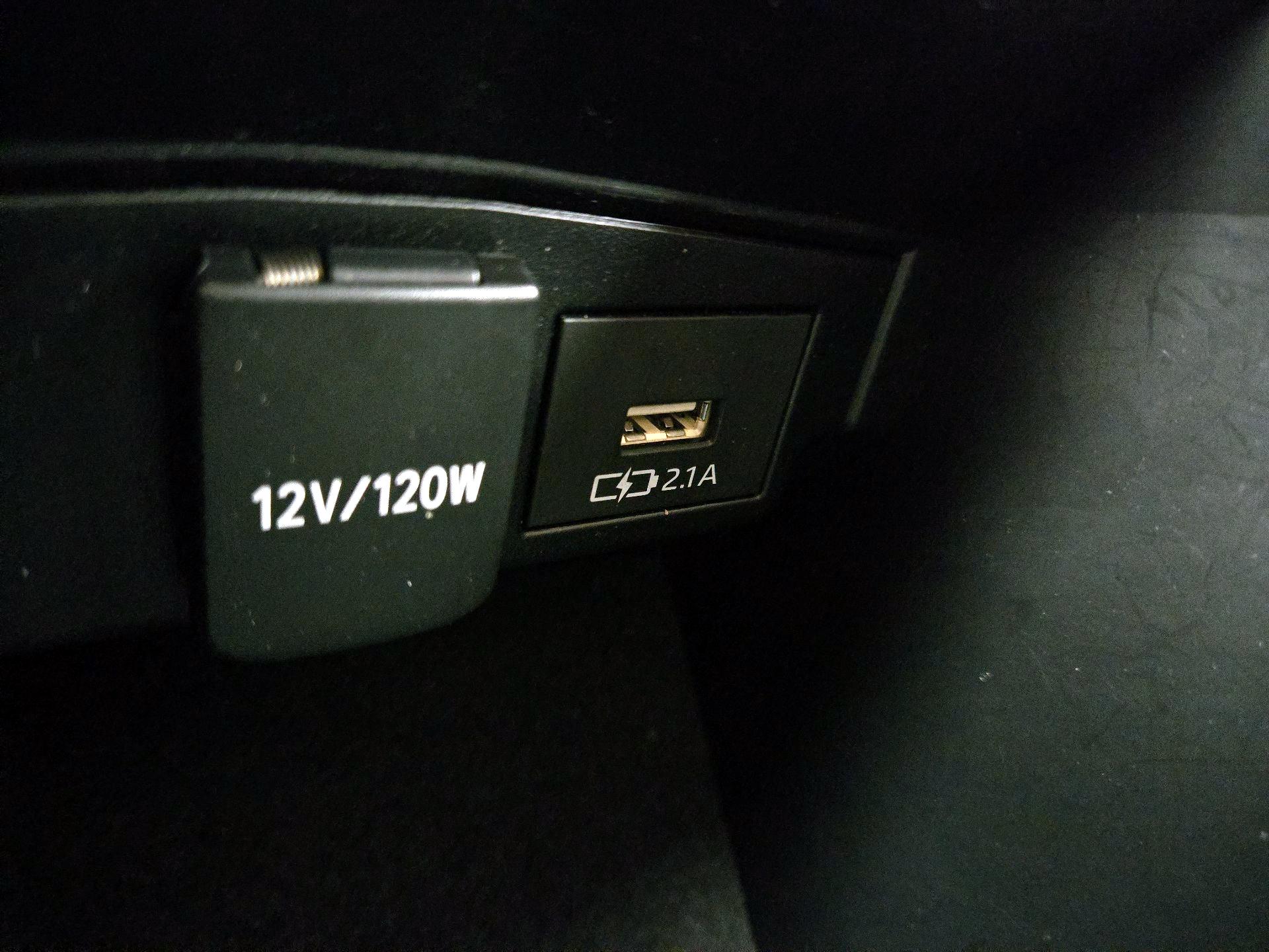 Thumbnail: 2021 Toyota Corolla - 18