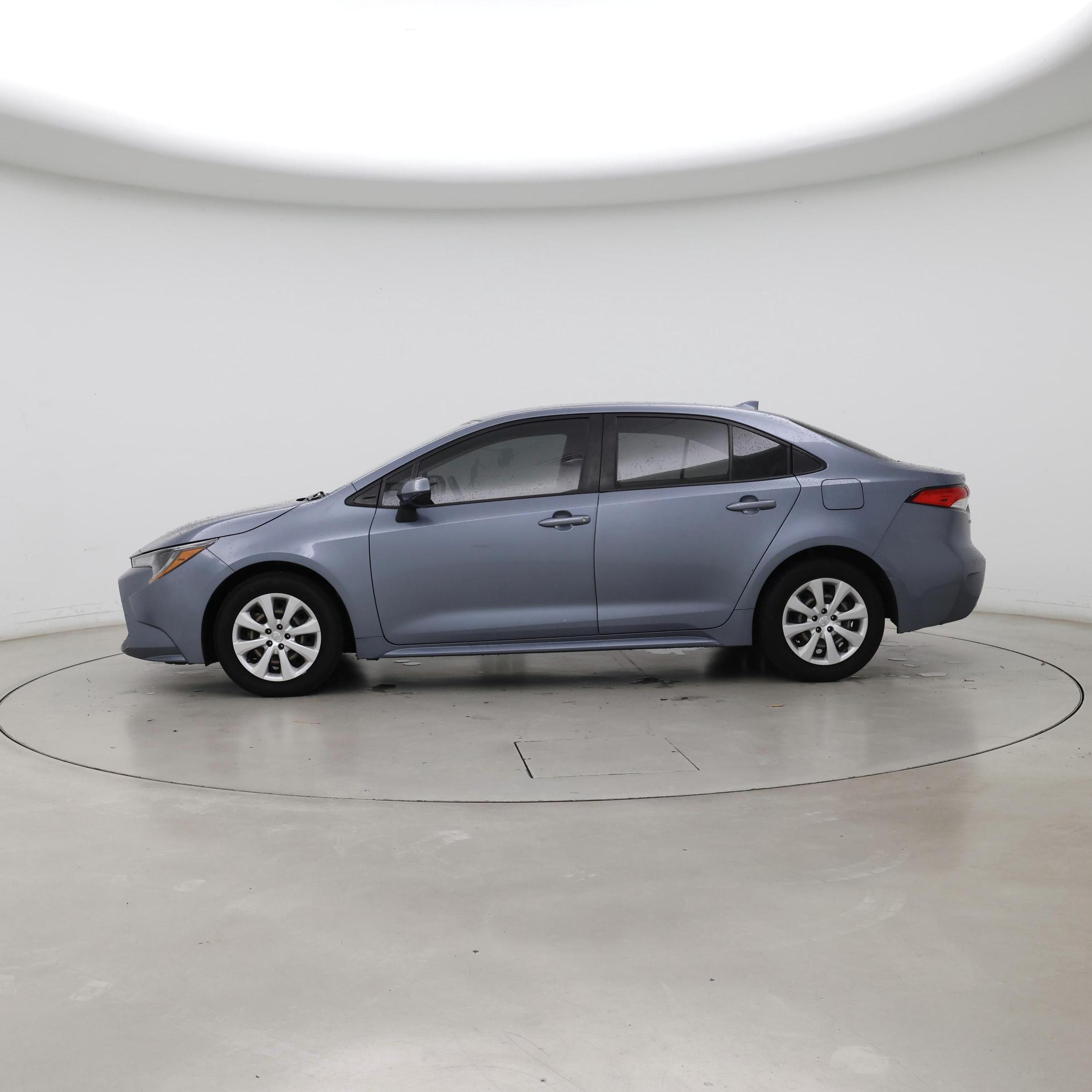 Thumbnail: 2021 Toyota Corolla - 3