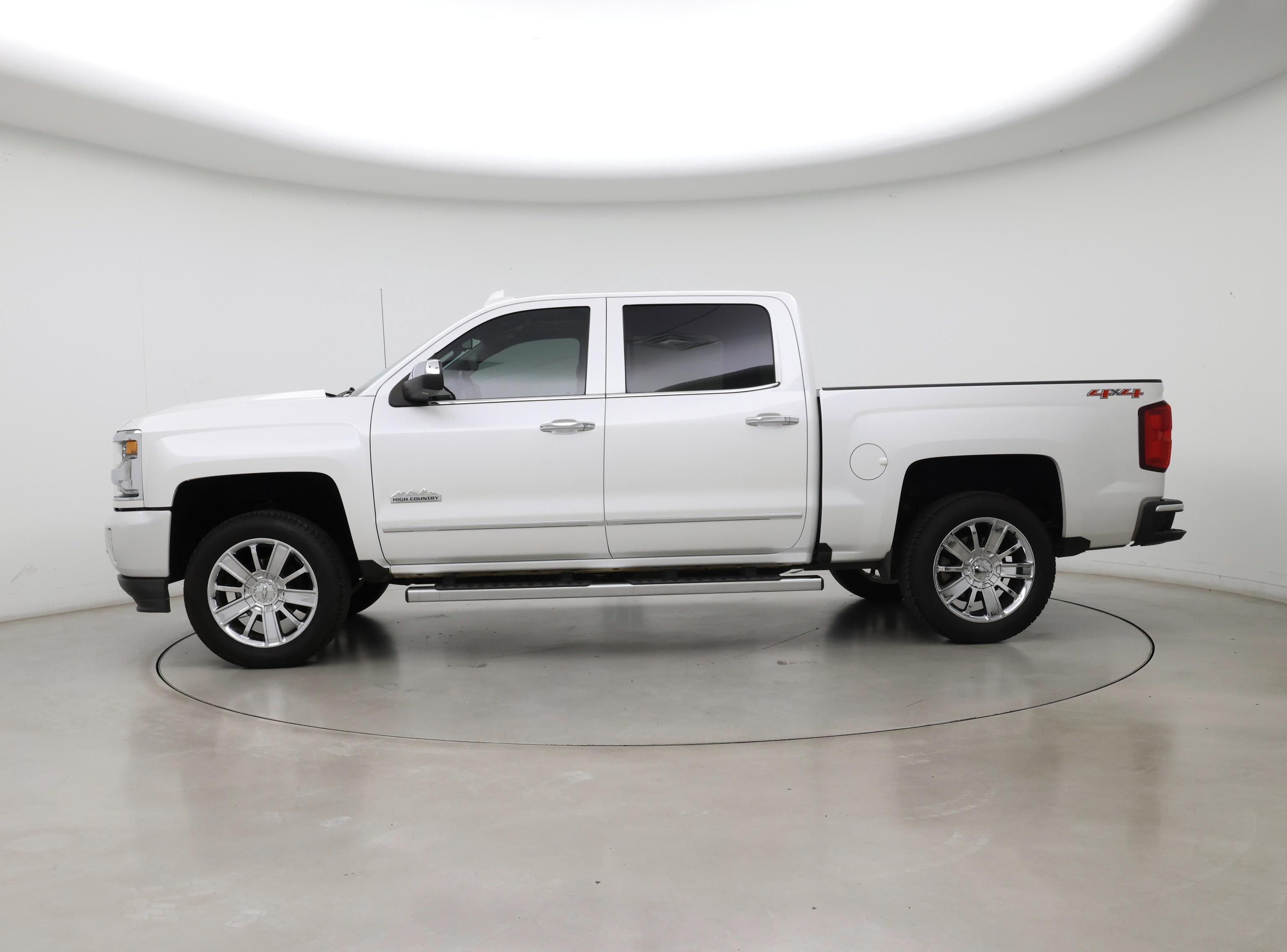 Thumbnail: 2017 Chevrolet Silverado 1500 - 3