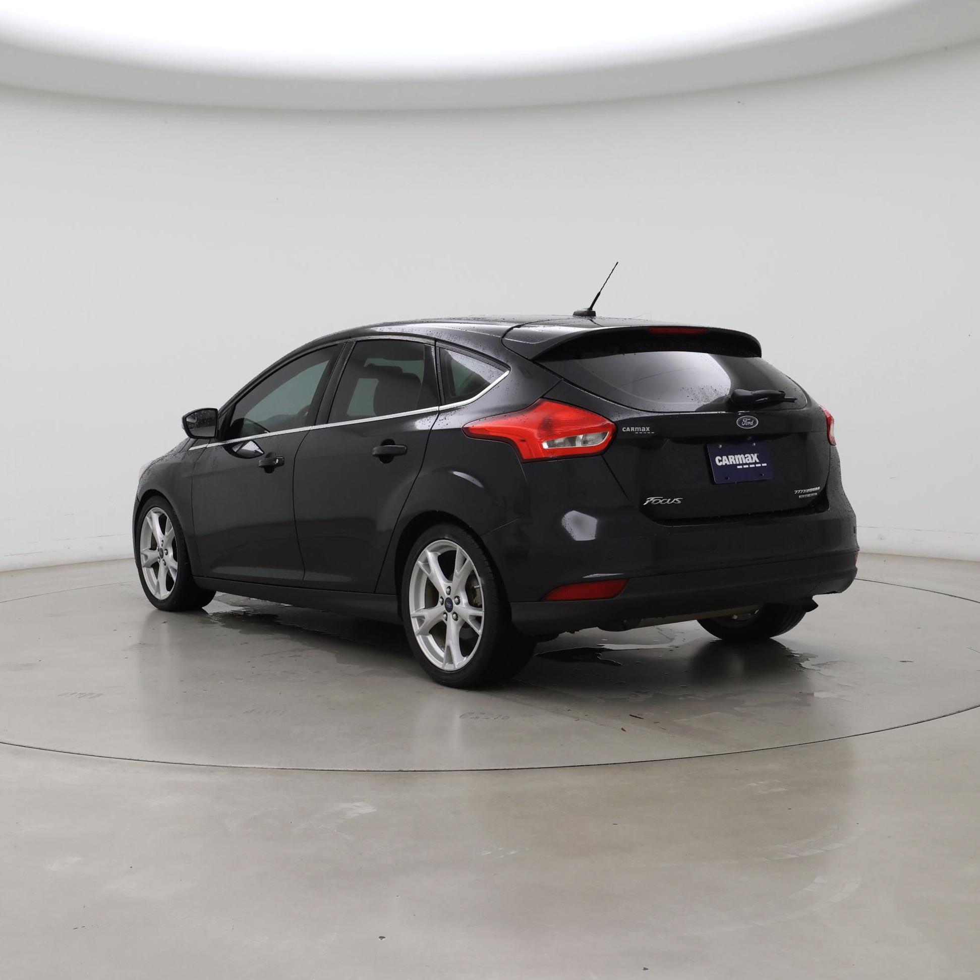 Thumbnail: 2015 Ford Focus - 2