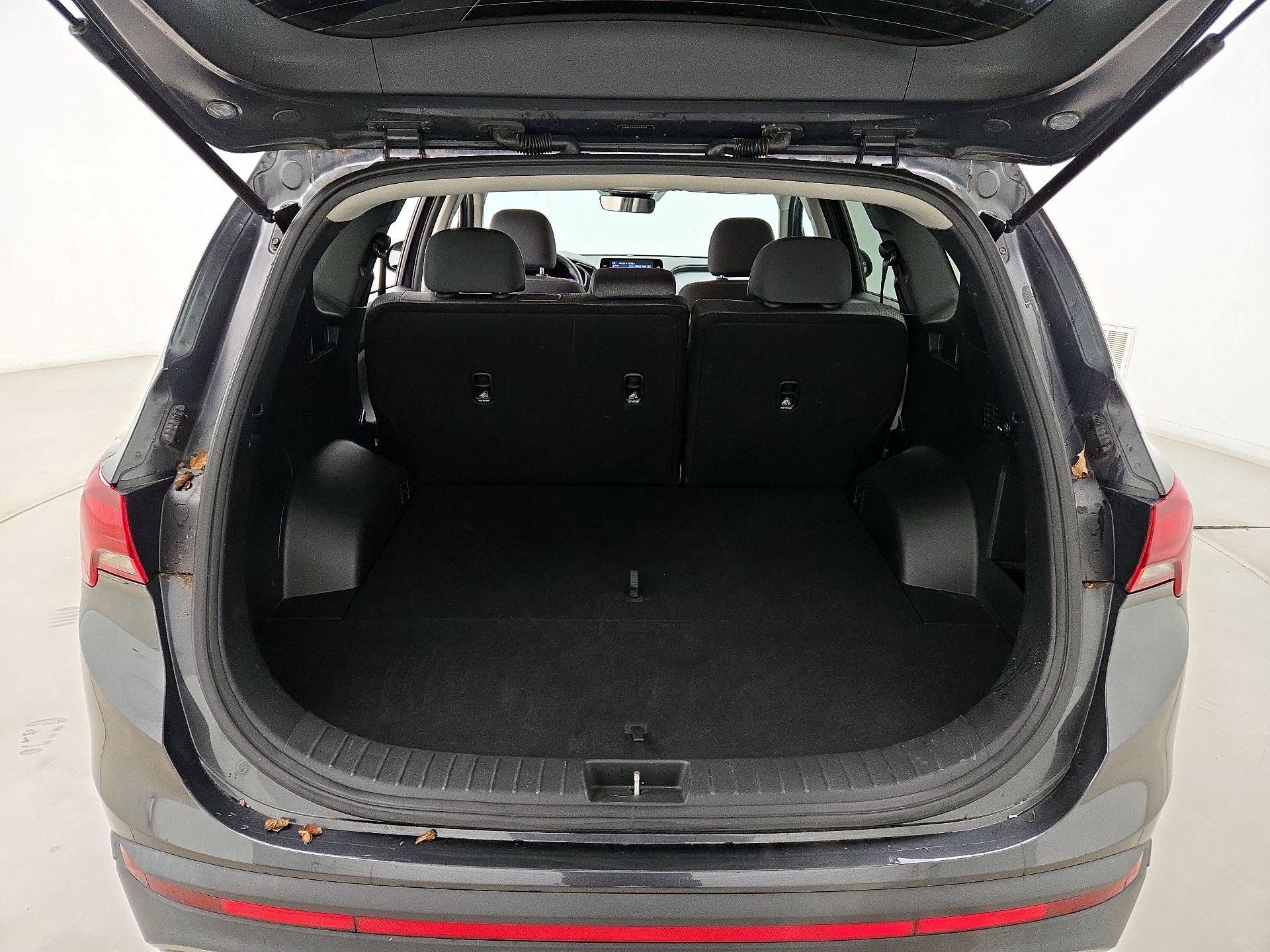 Thumbnail: 2023 Hyundai Santa Fe - 20