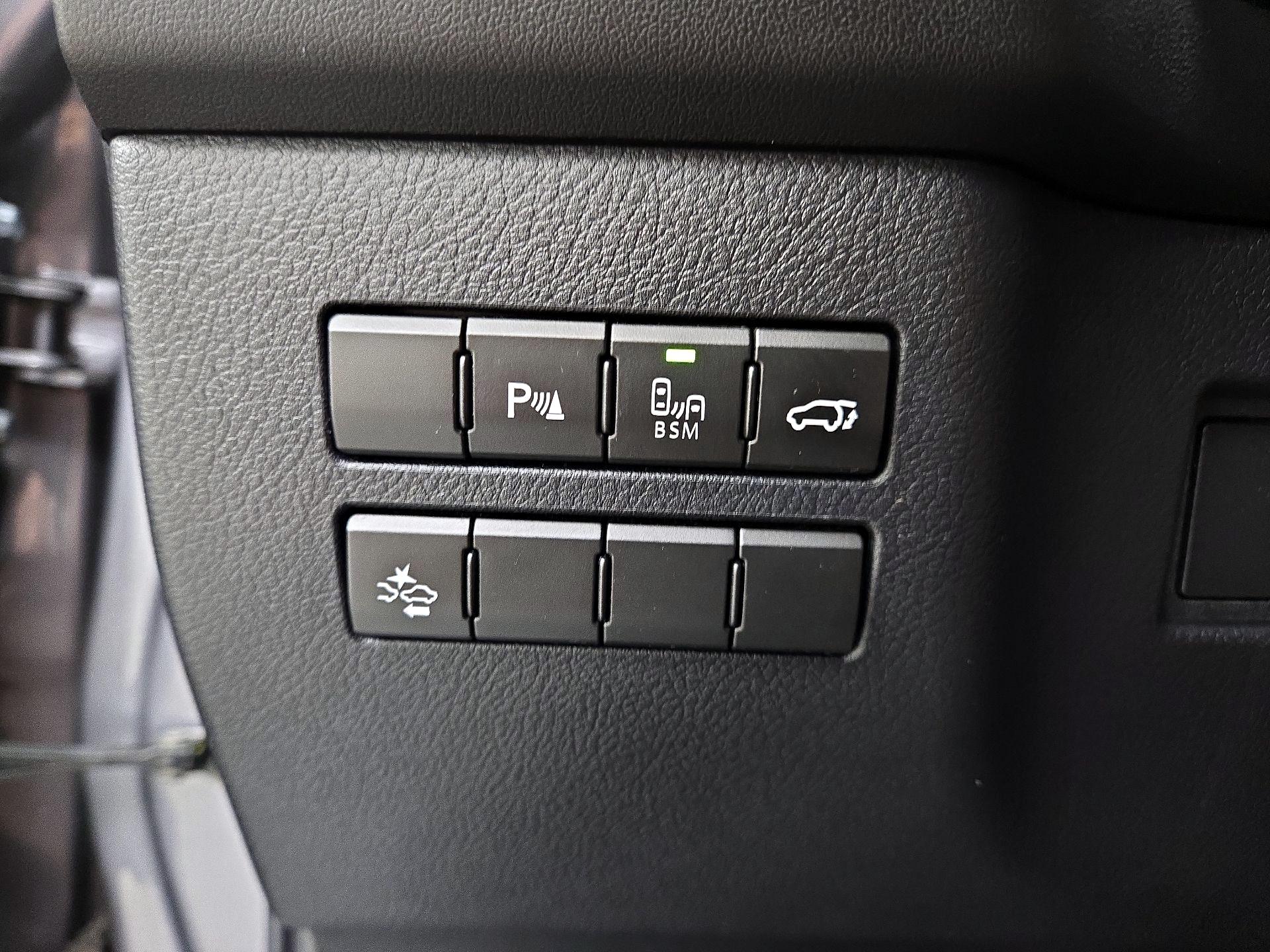 Thumbnail: 2017 Lexus NX - 13