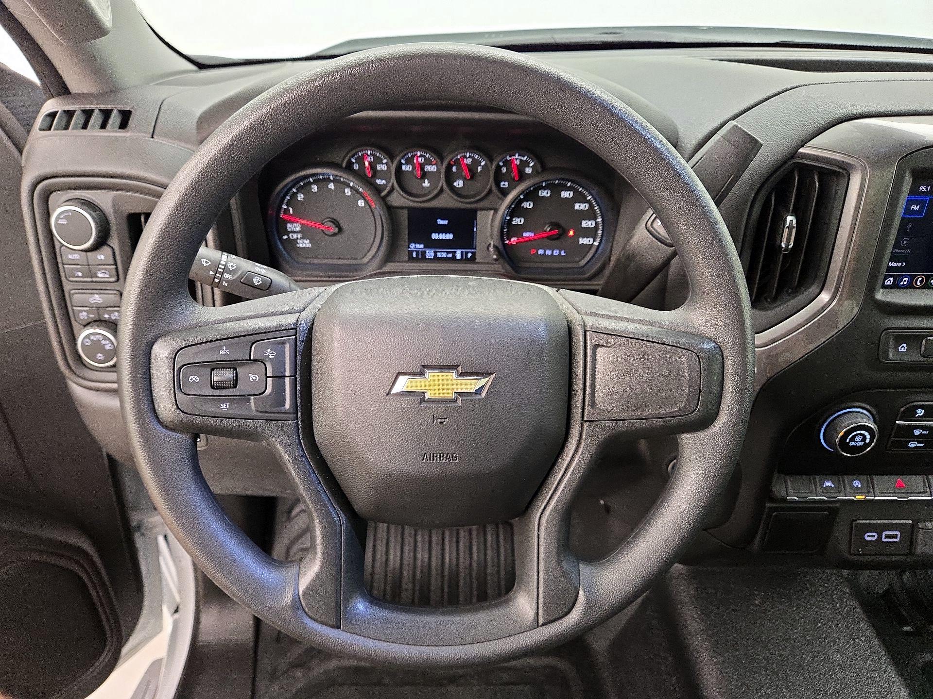 Thumbnail: 2025 Chevrolet Silverado 1500 - 10