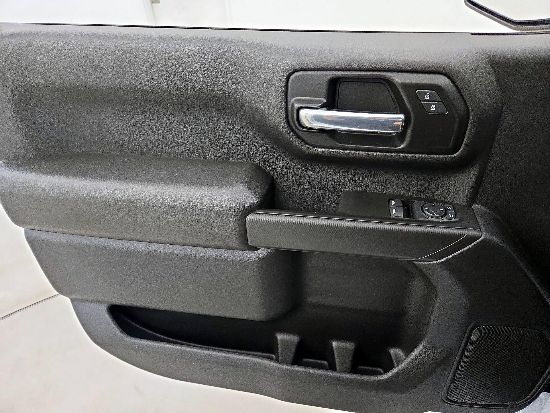 Thumbnail: 2025 Chevrolet Silverado 1500 - 12