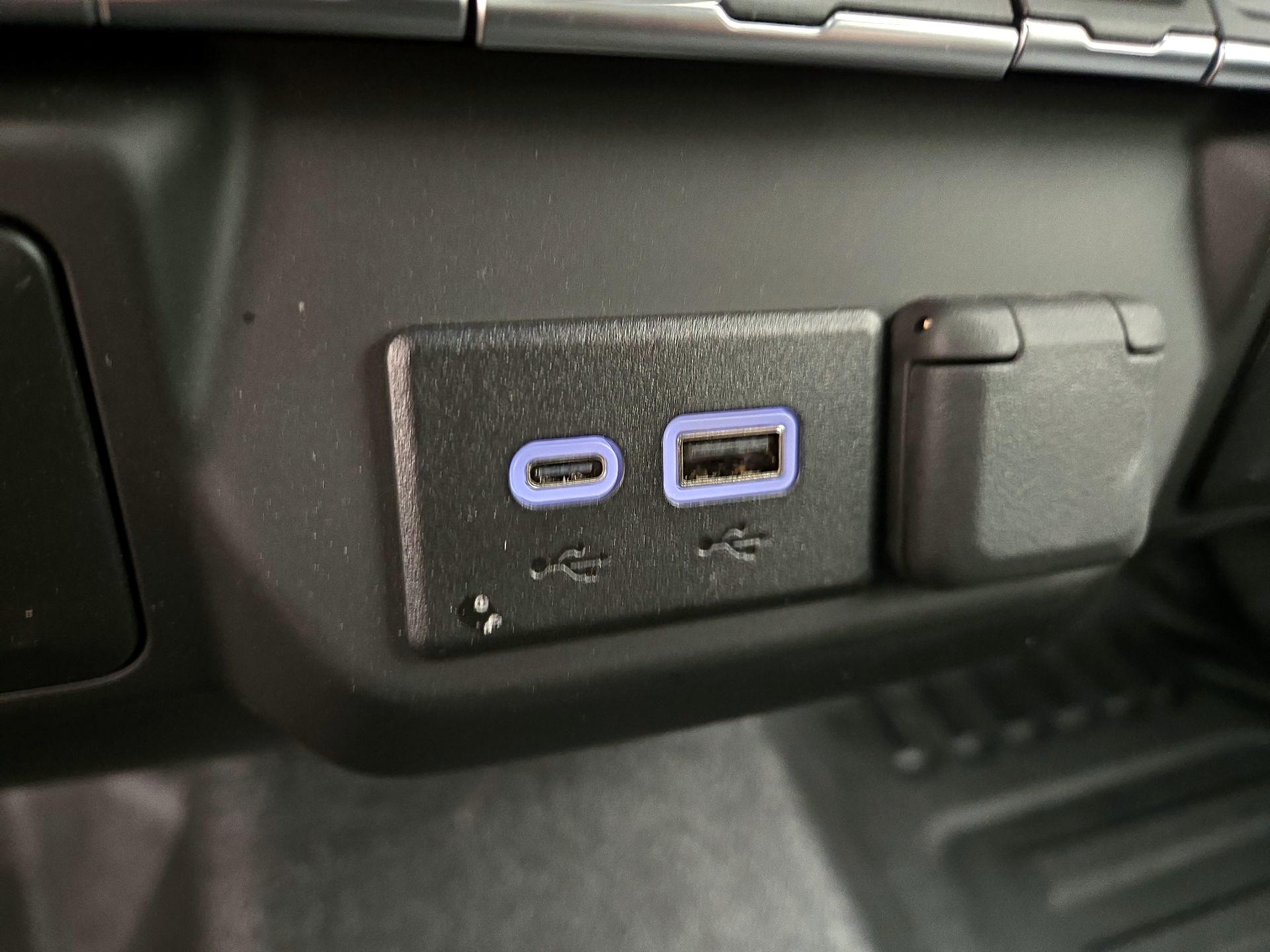 Thumbnail: 2025 Chevrolet Silverado 1500 - 18