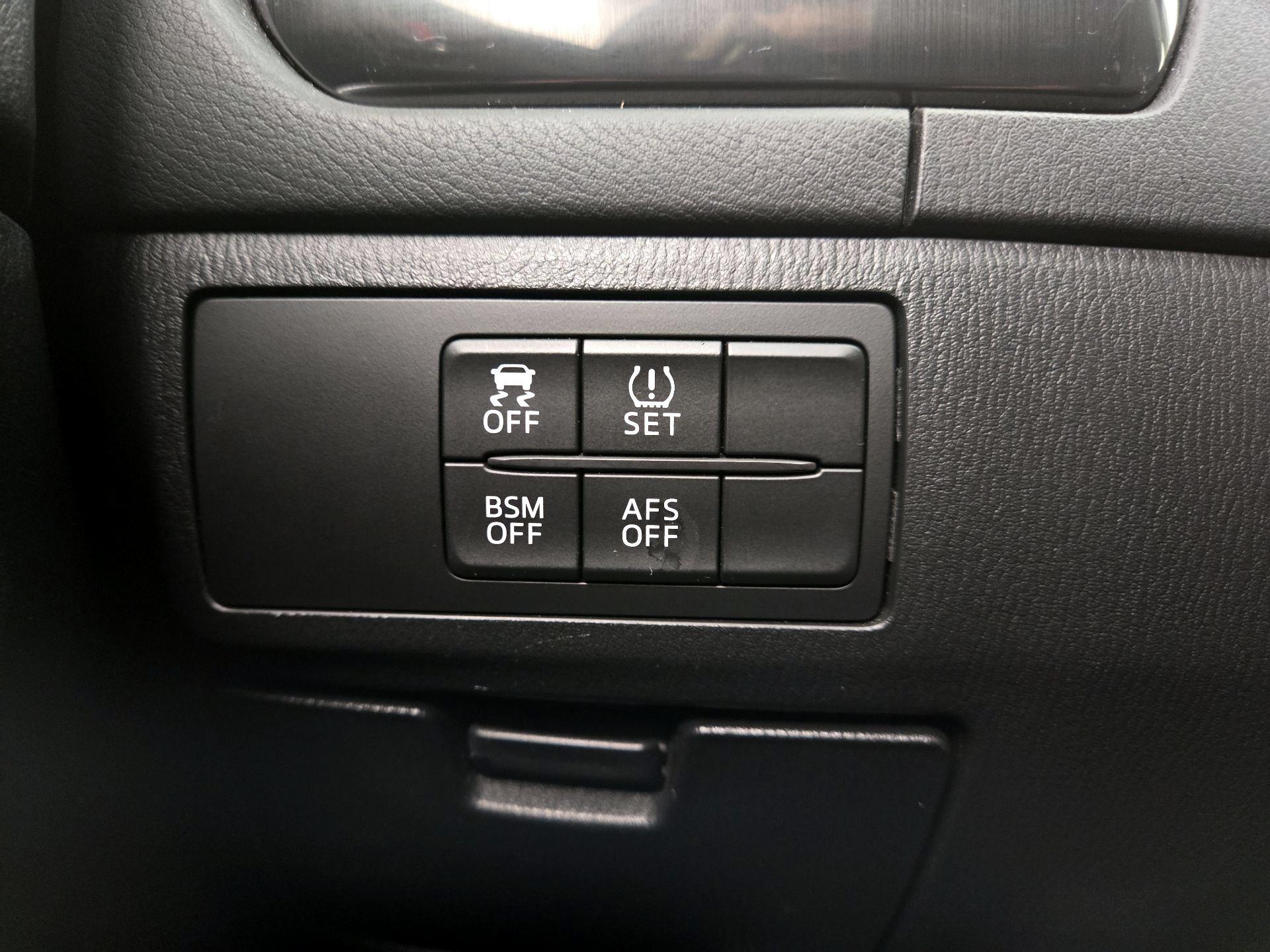 Thumbnail: 2014 Mazda Mazda6 - 13