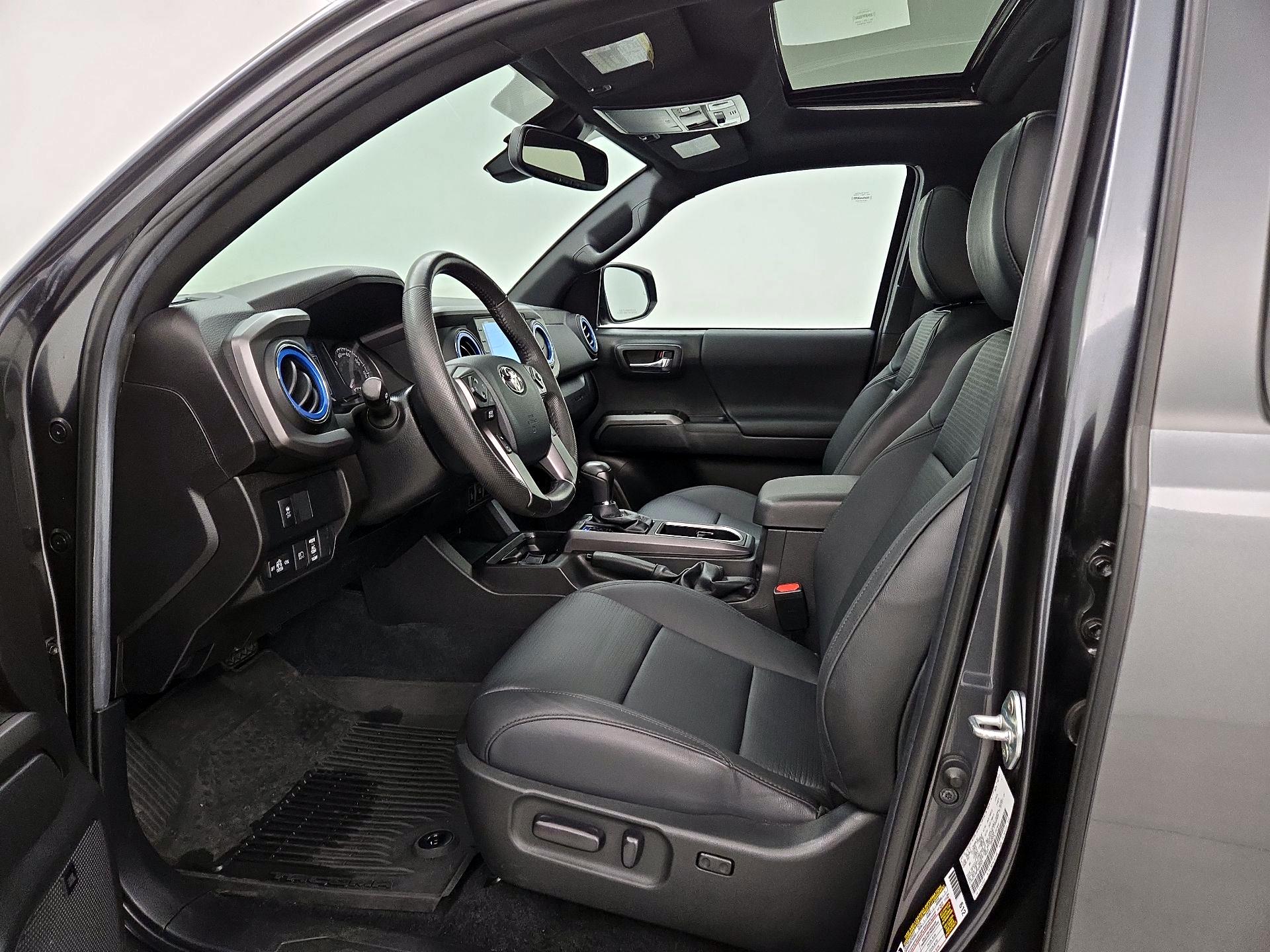 Thumbnail: 2023 Toyota Tacoma - 11