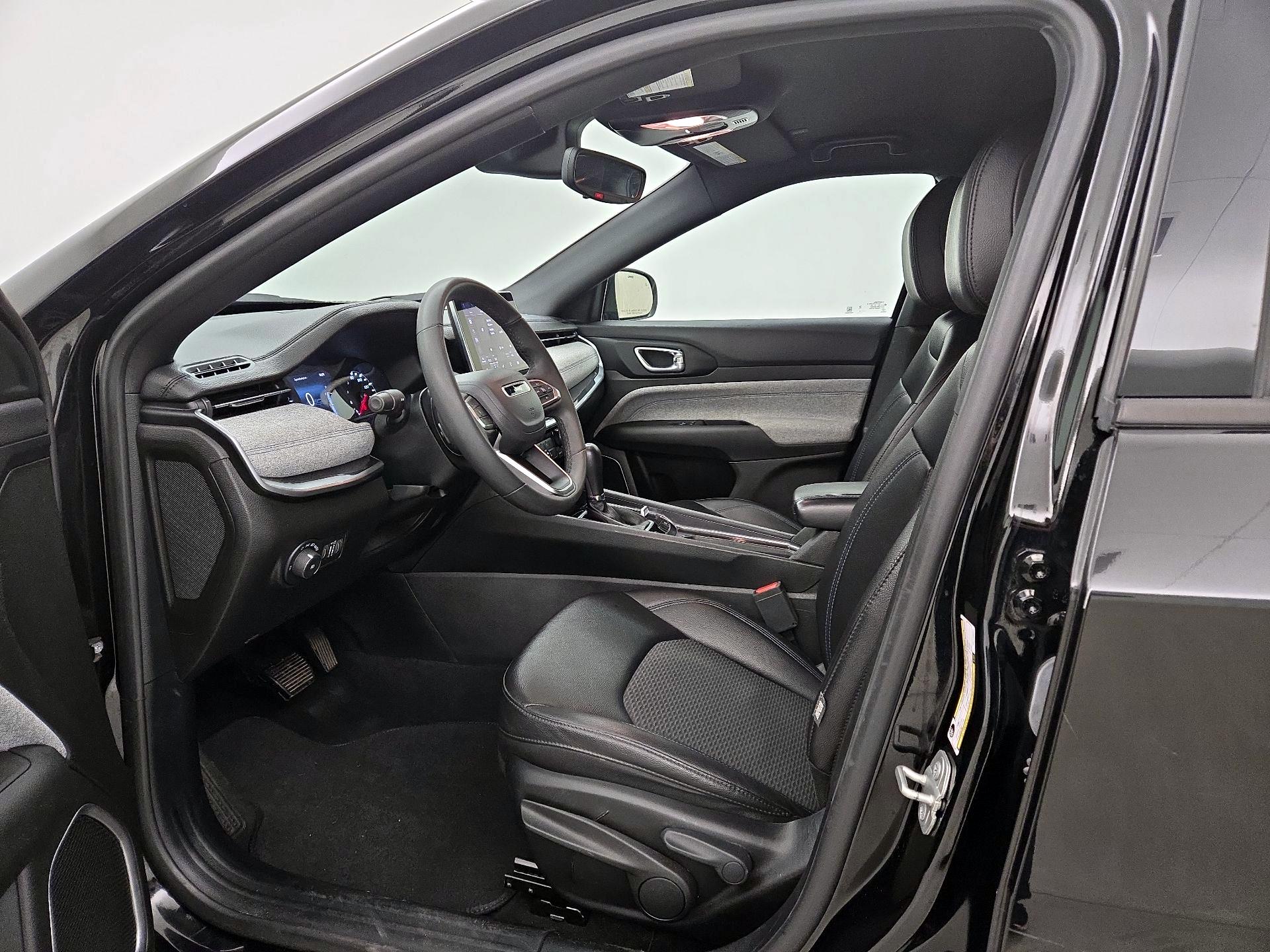 Thumbnail: 2024 Jeep Compass - 11