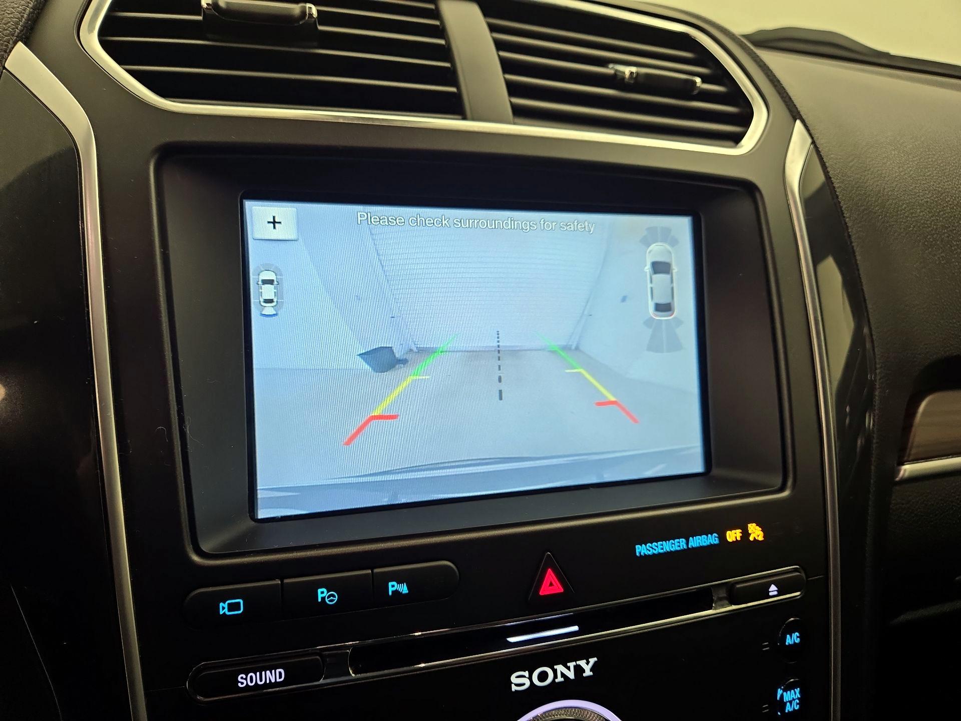 Thumbnail: 2018 Ford Explorer - 15