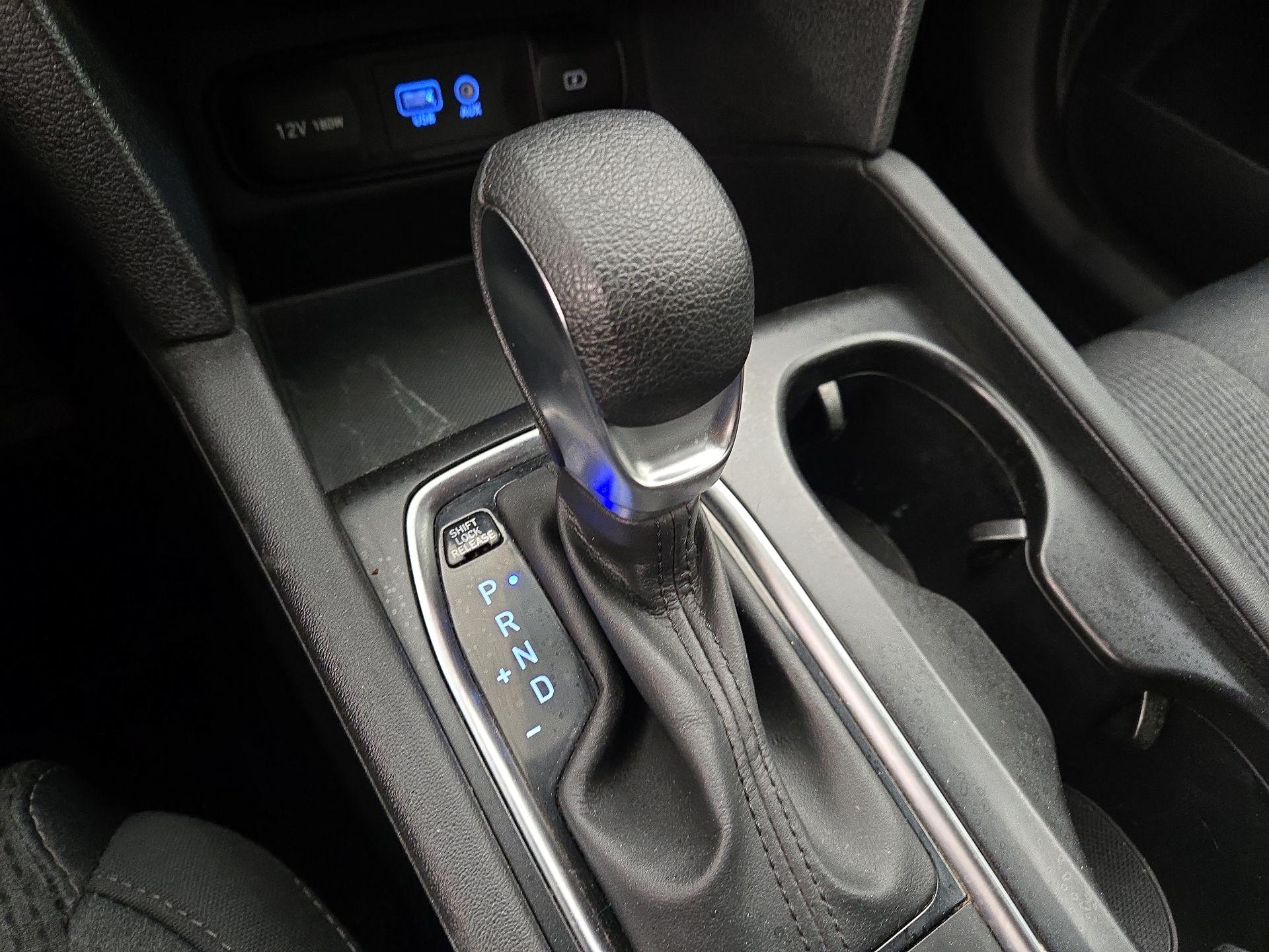 Thumbnail: 2020 Hyundai Santa Fe - 17