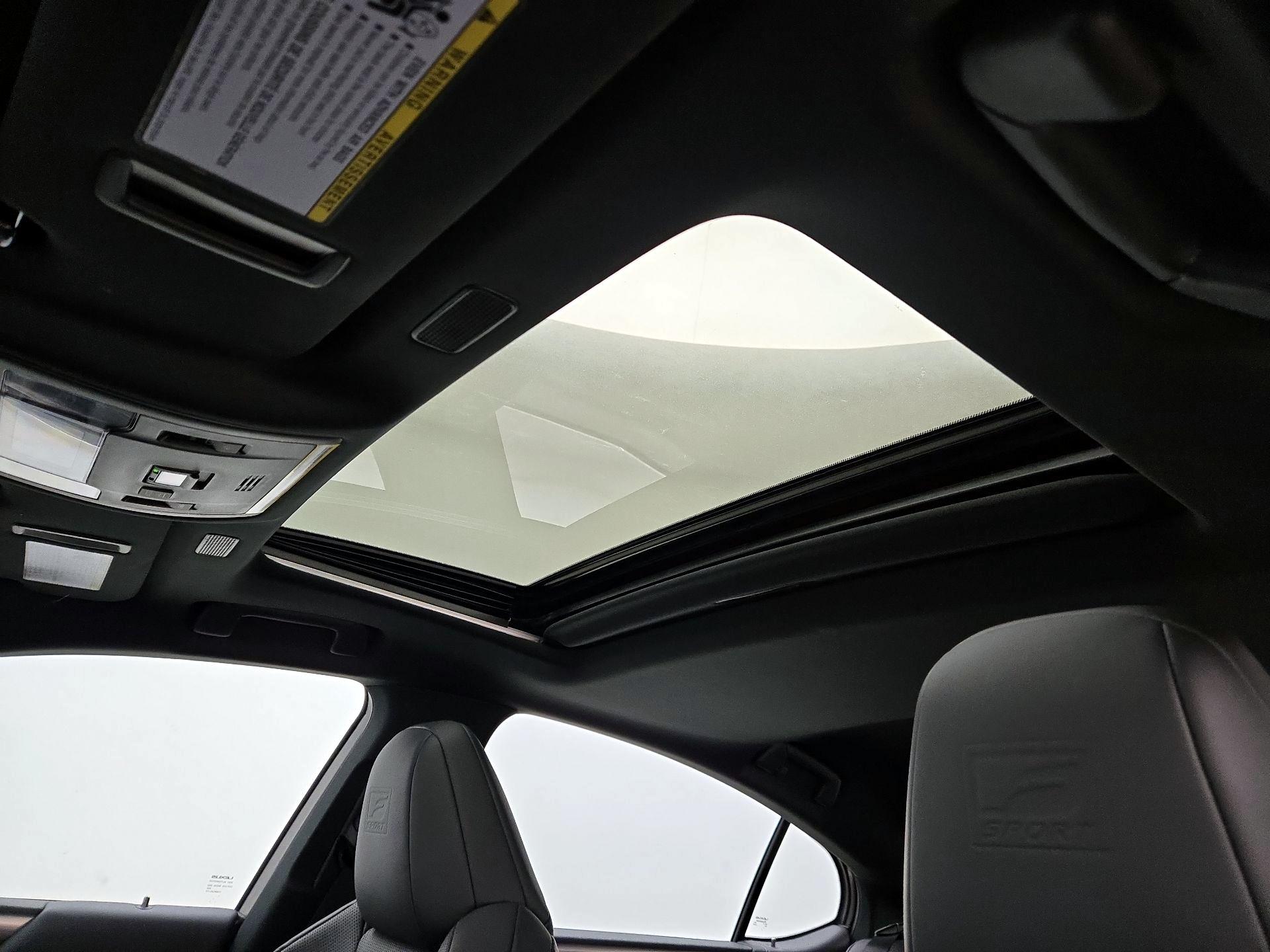 Thumbnail: 2022 Lexus ES - 20