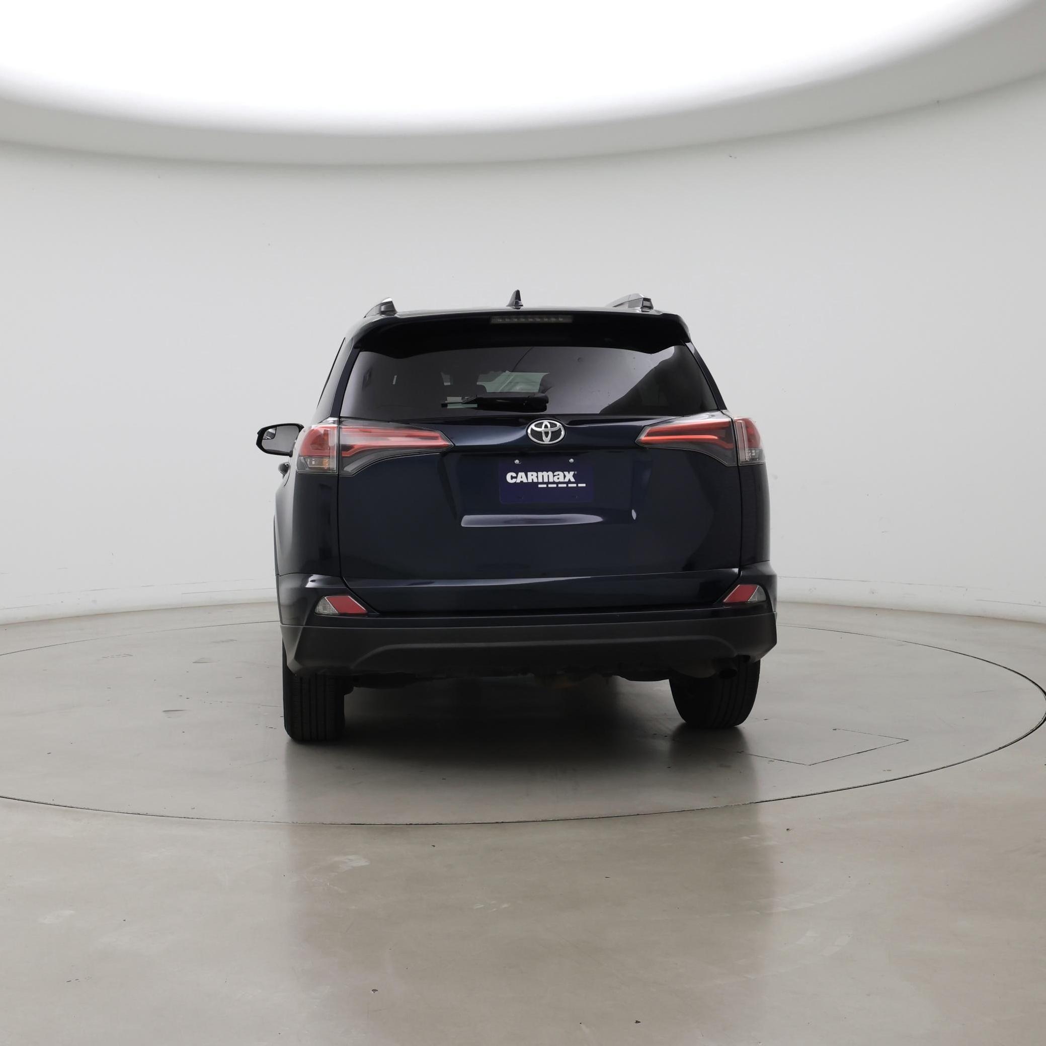 Thumbnail: 2018 Toyota RAV4 - 6