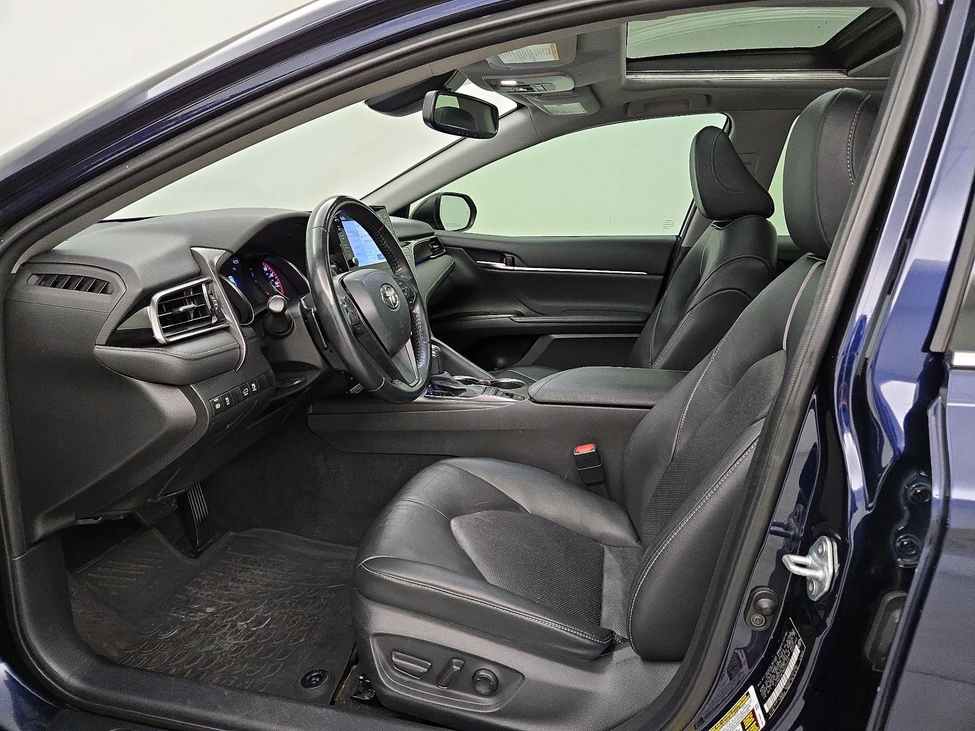 Thumbnail: 2021 Toyota Camry - 11