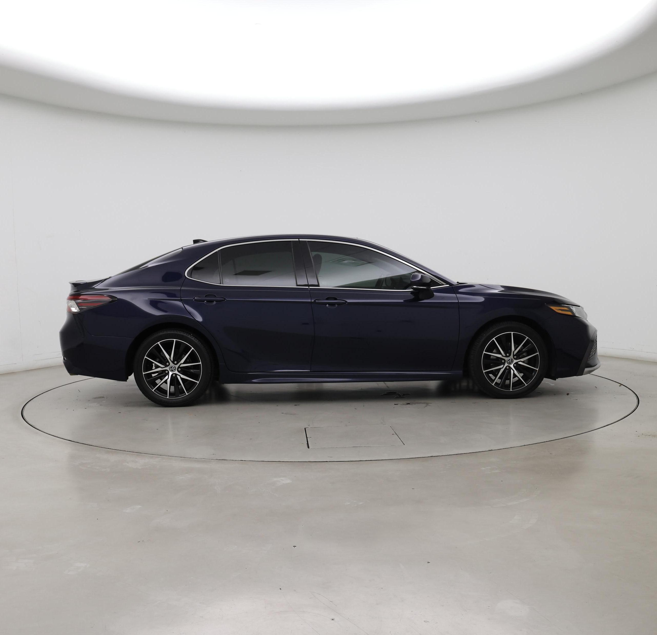 Thumbnail: 2021 Toyota Camry - 7