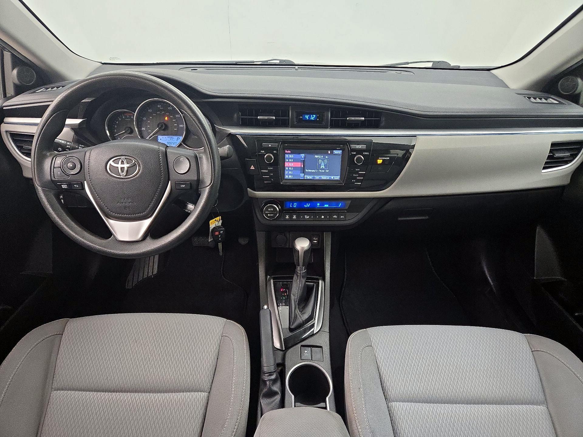 Thumbnail: 2016 Toyota Corolla - 9
