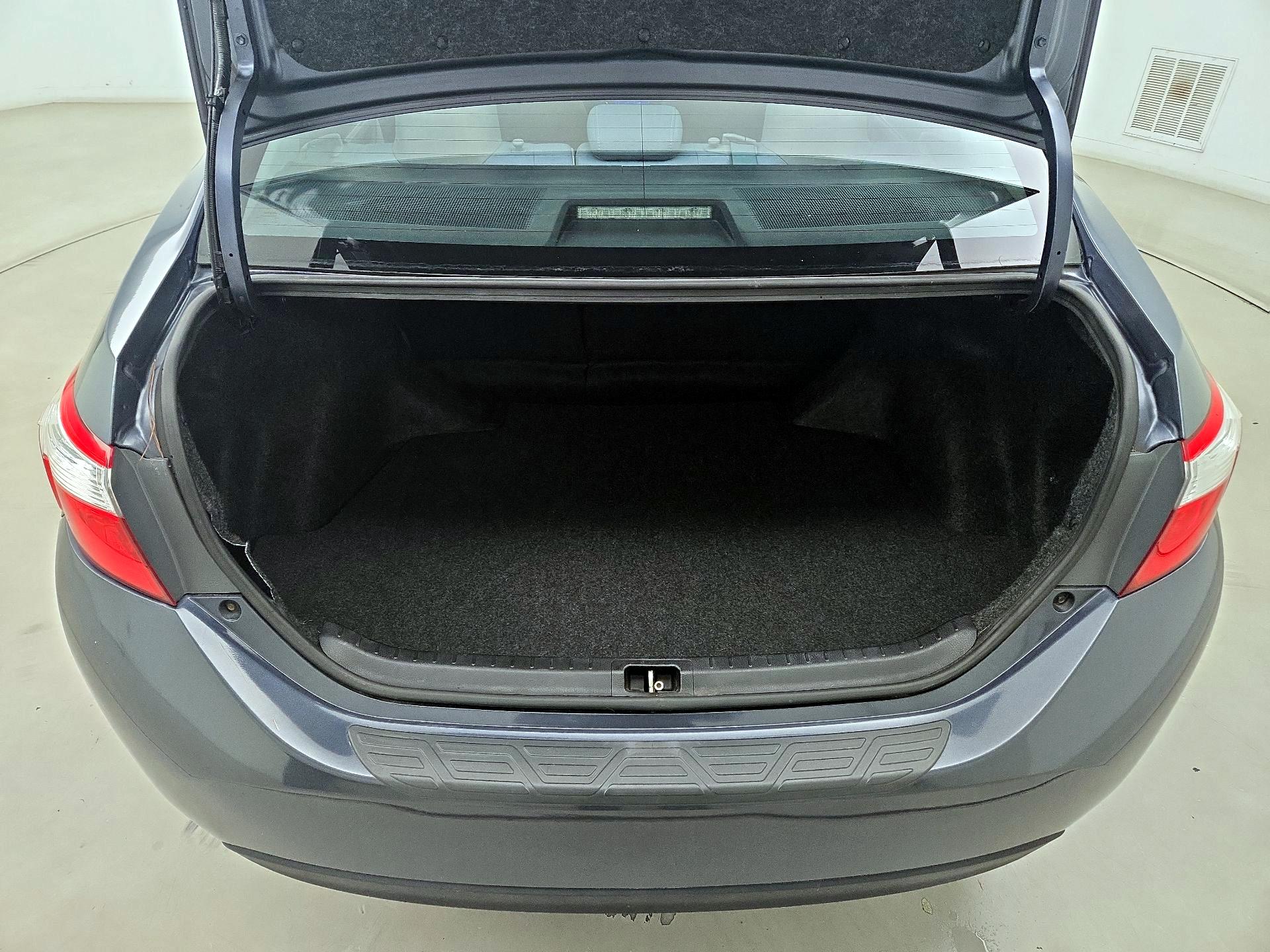 Thumbnail: 2016 Toyota Corolla - 20