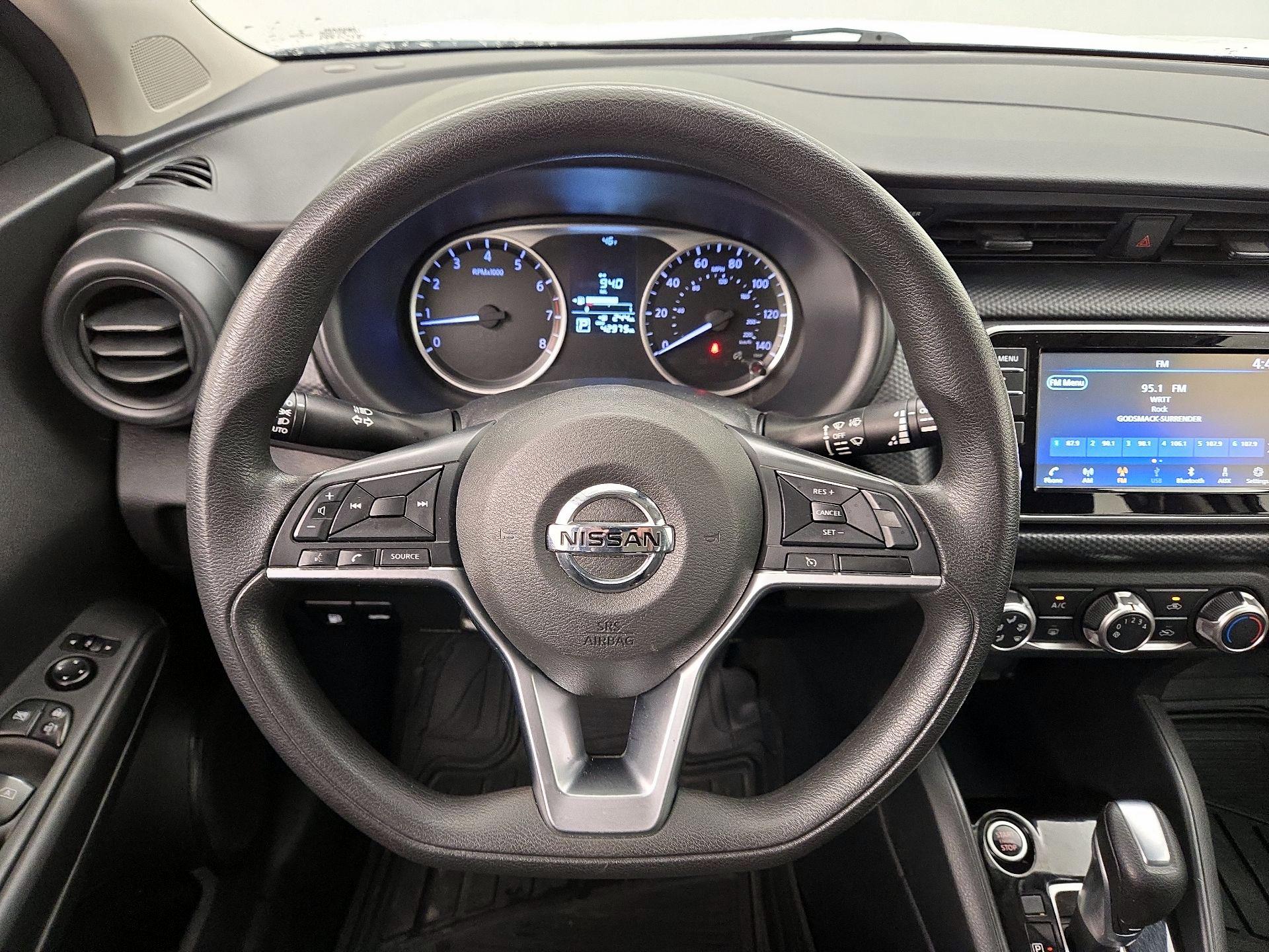 Thumbnail: 2021 Nissan Kicks - 10