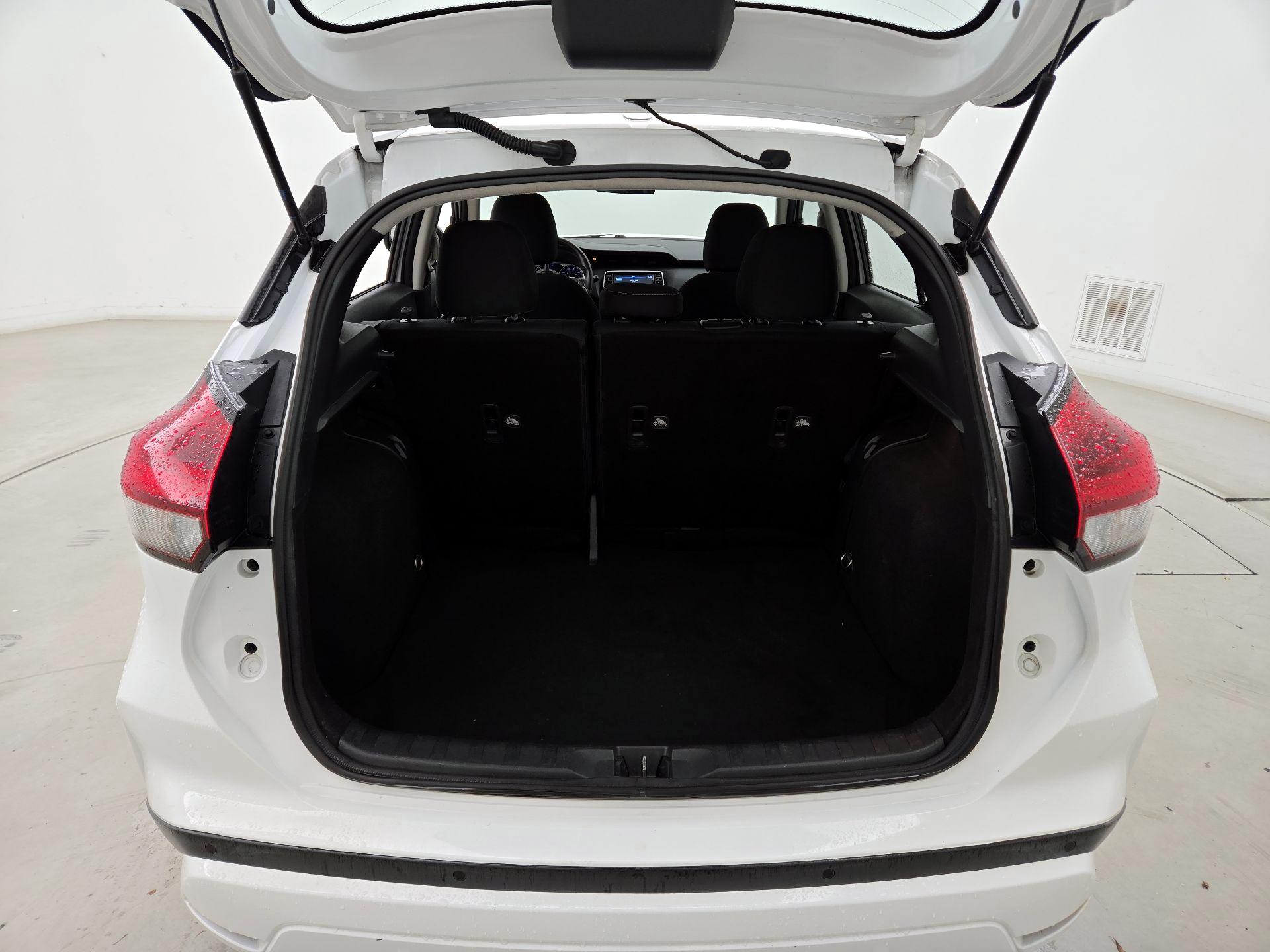 Thumbnail: 2021 Nissan Kicks - 20