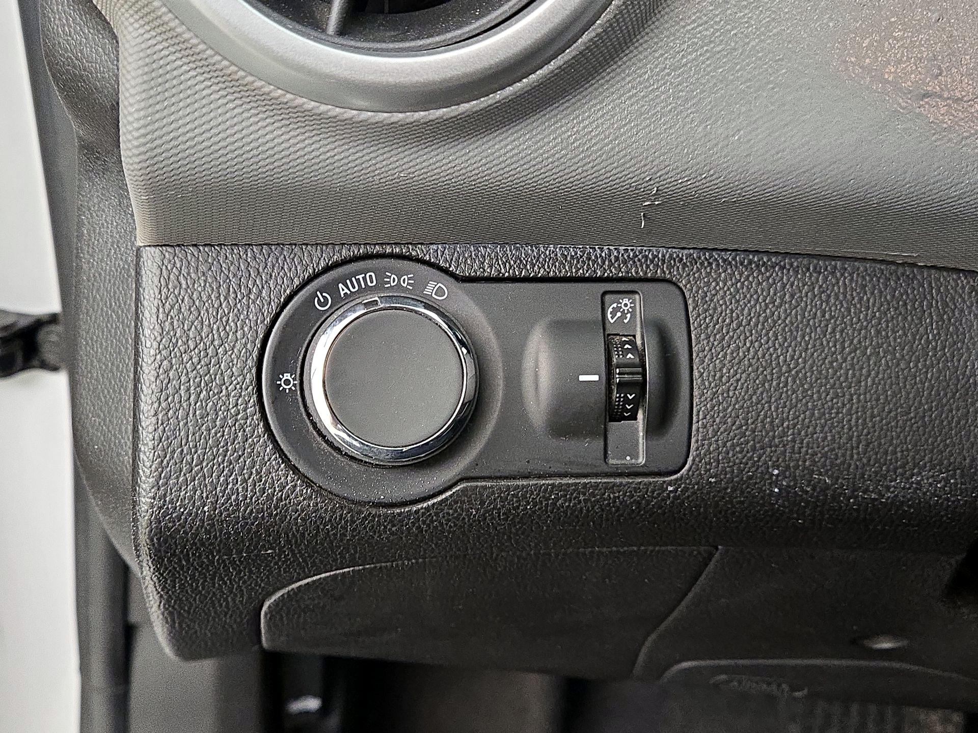 Thumbnail: 2020 Chevrolet Sonic - 13