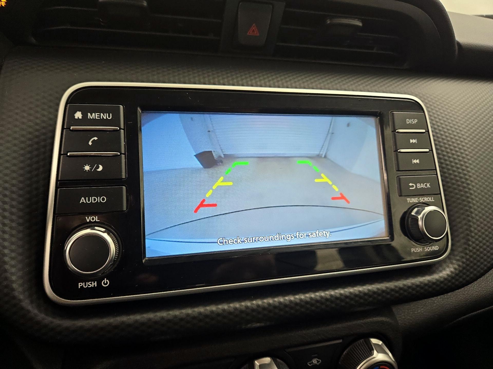 Thumbnail: 2021 Nissan Kicks - 14