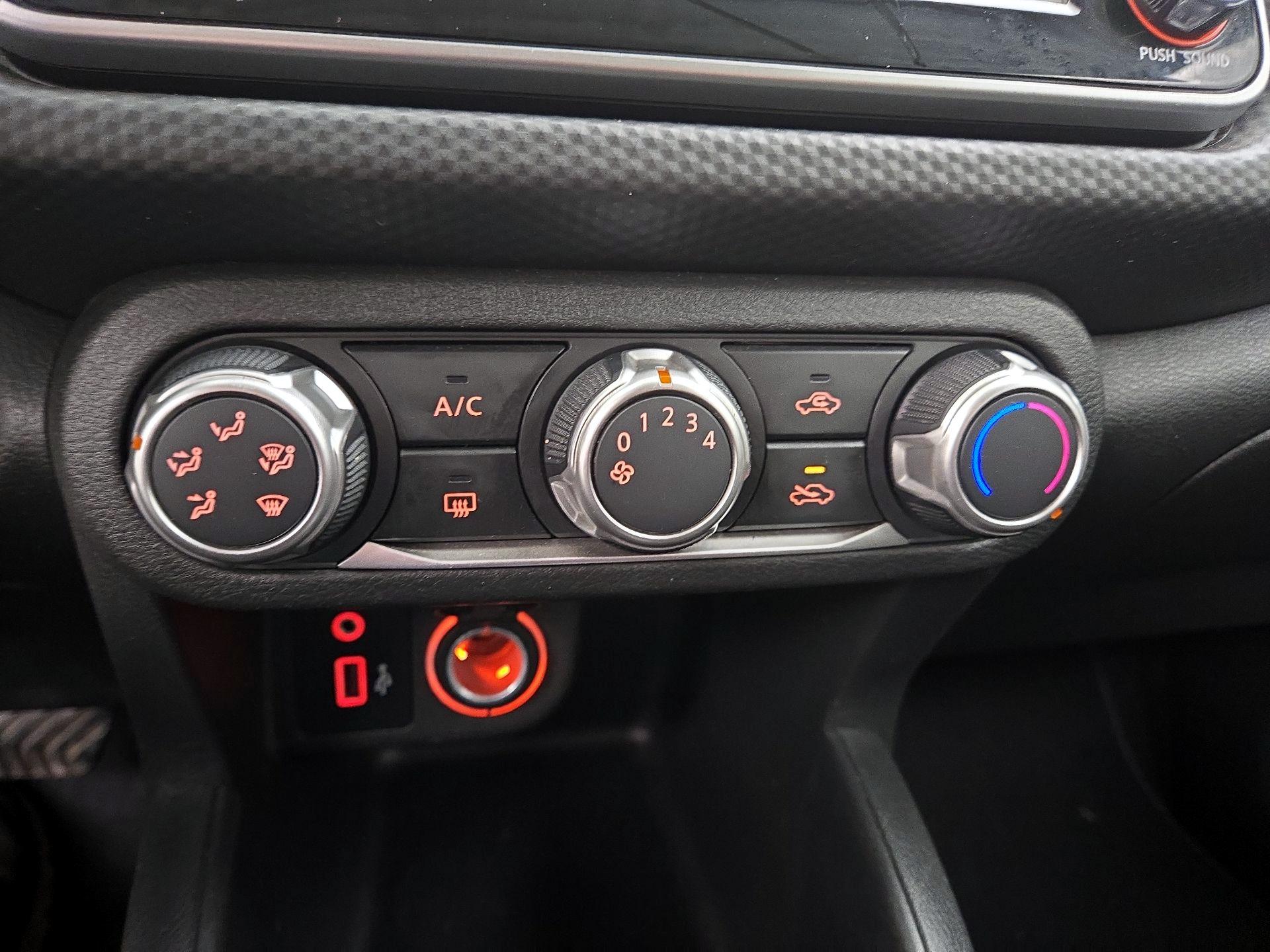 Thumbnail: 2021 Nissan Kicks - 16