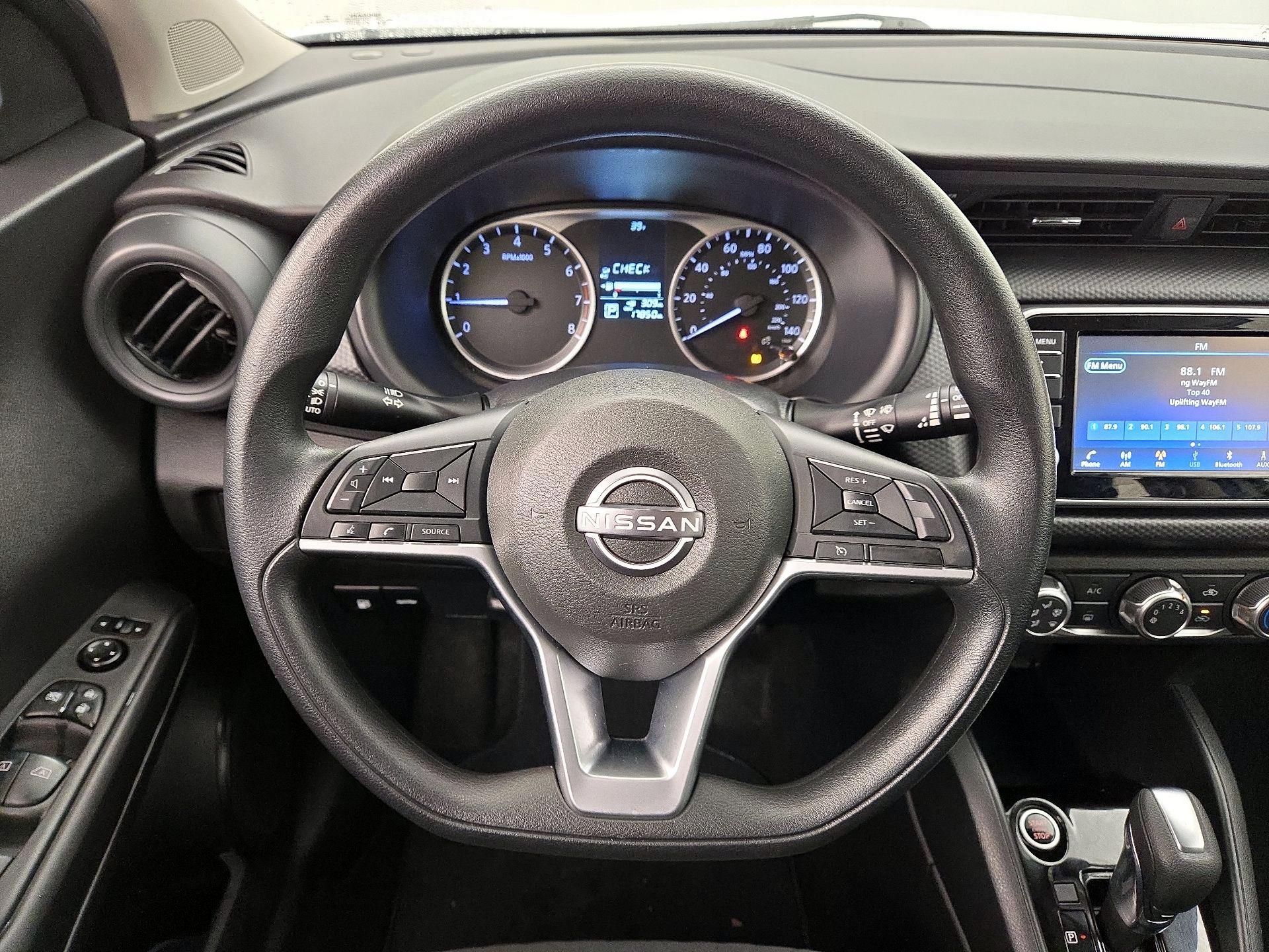 Thumbnail: 2022 Nissan Kicks - 10