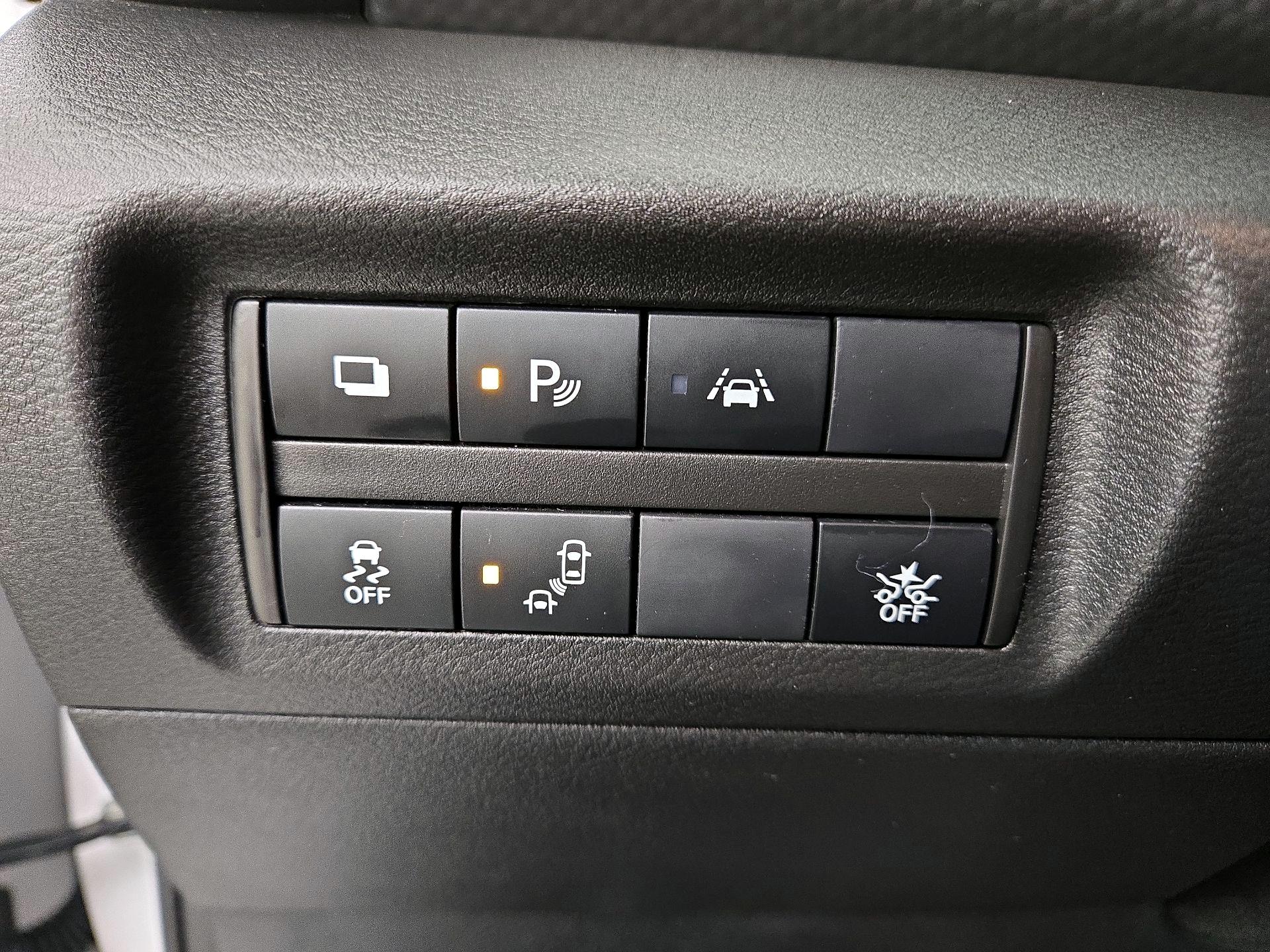 Thumbnail: 2022 Nissan Kicks - 13