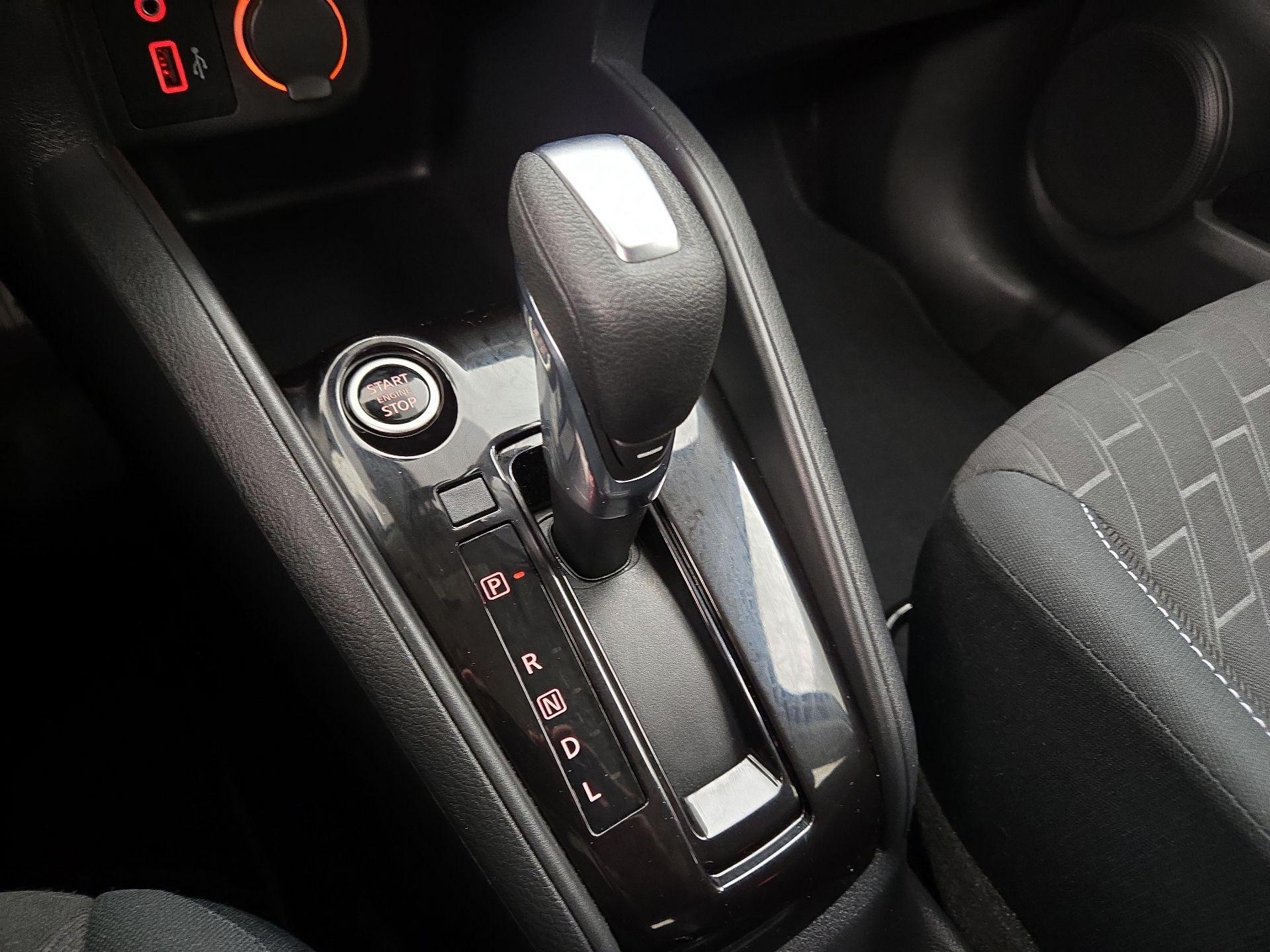 Thumbnail: 2022 Nissan Kicks - 17