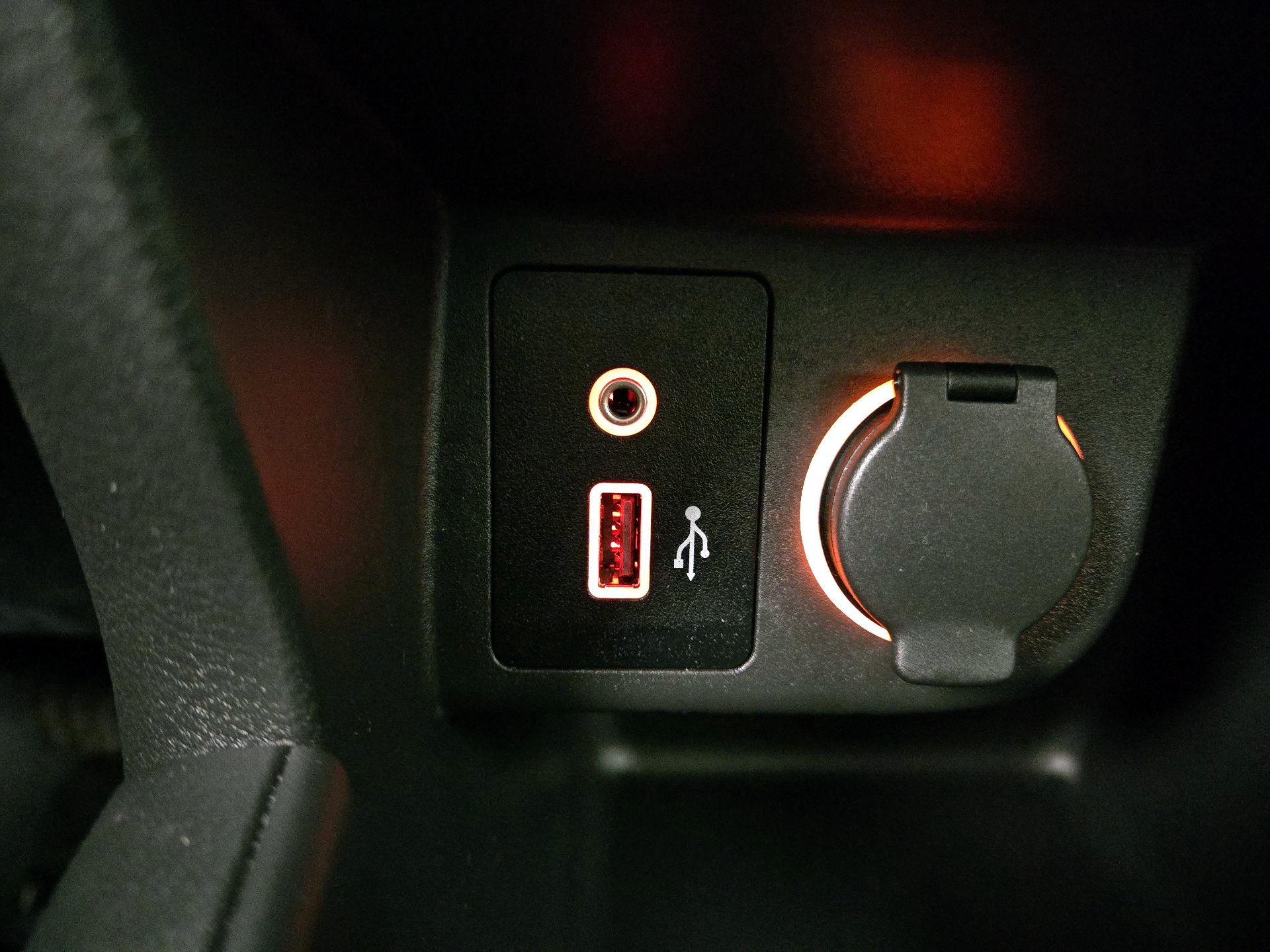 Thumbnail: 2022 Nissan Kicks - 18